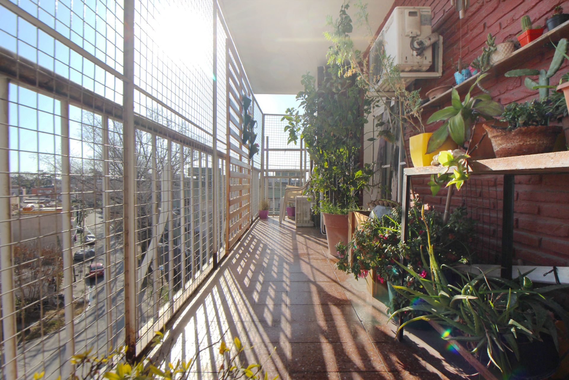 VENTA DEPTO 3 AMB. C/COCH. V. CELINA APTO CREDITO - 1