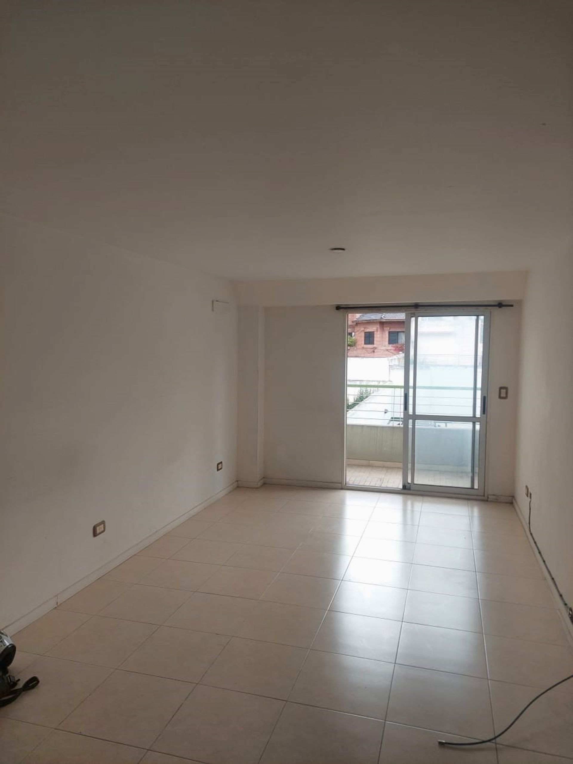 Alquiler departamento monoambiente Saenz Peña - 1