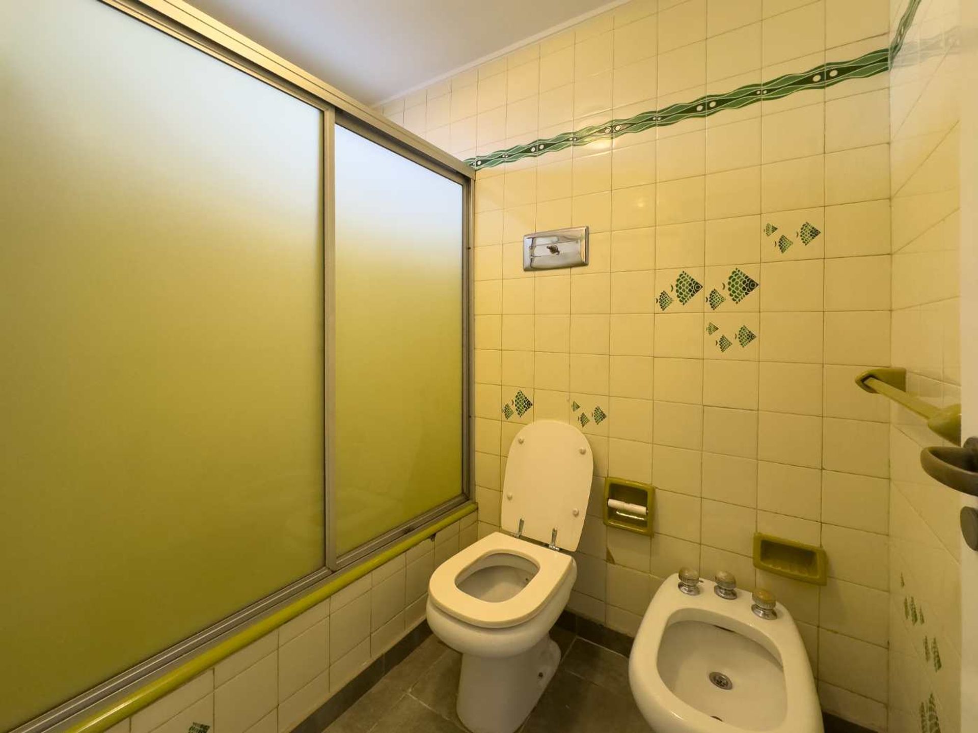 DEPARTAMENTO 4 AMBIENTES VENTA FLORES COCHERA - 10