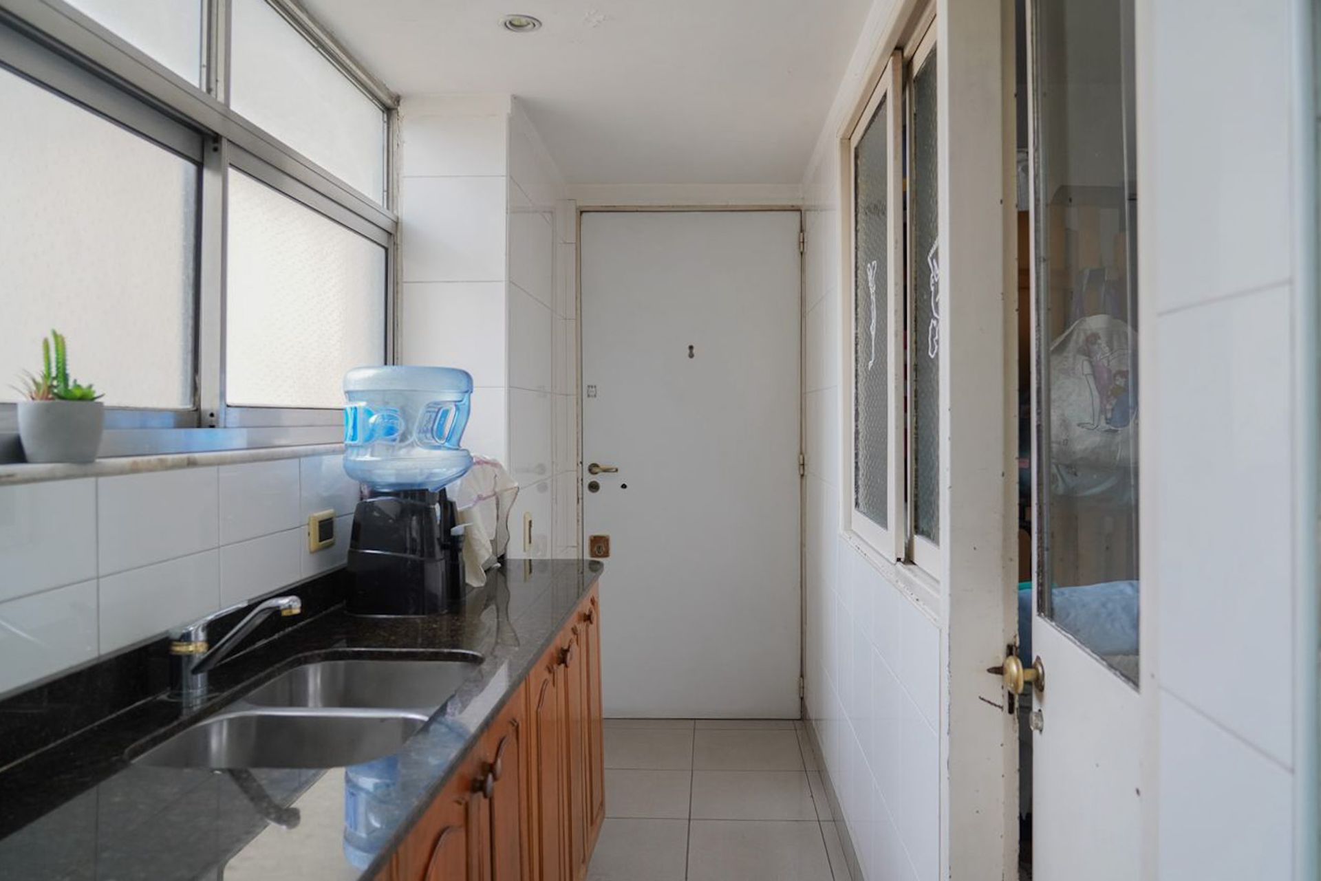 DEPARTAMENTO 4 AMBIENTES VENTA FLORES COCHERA - 6