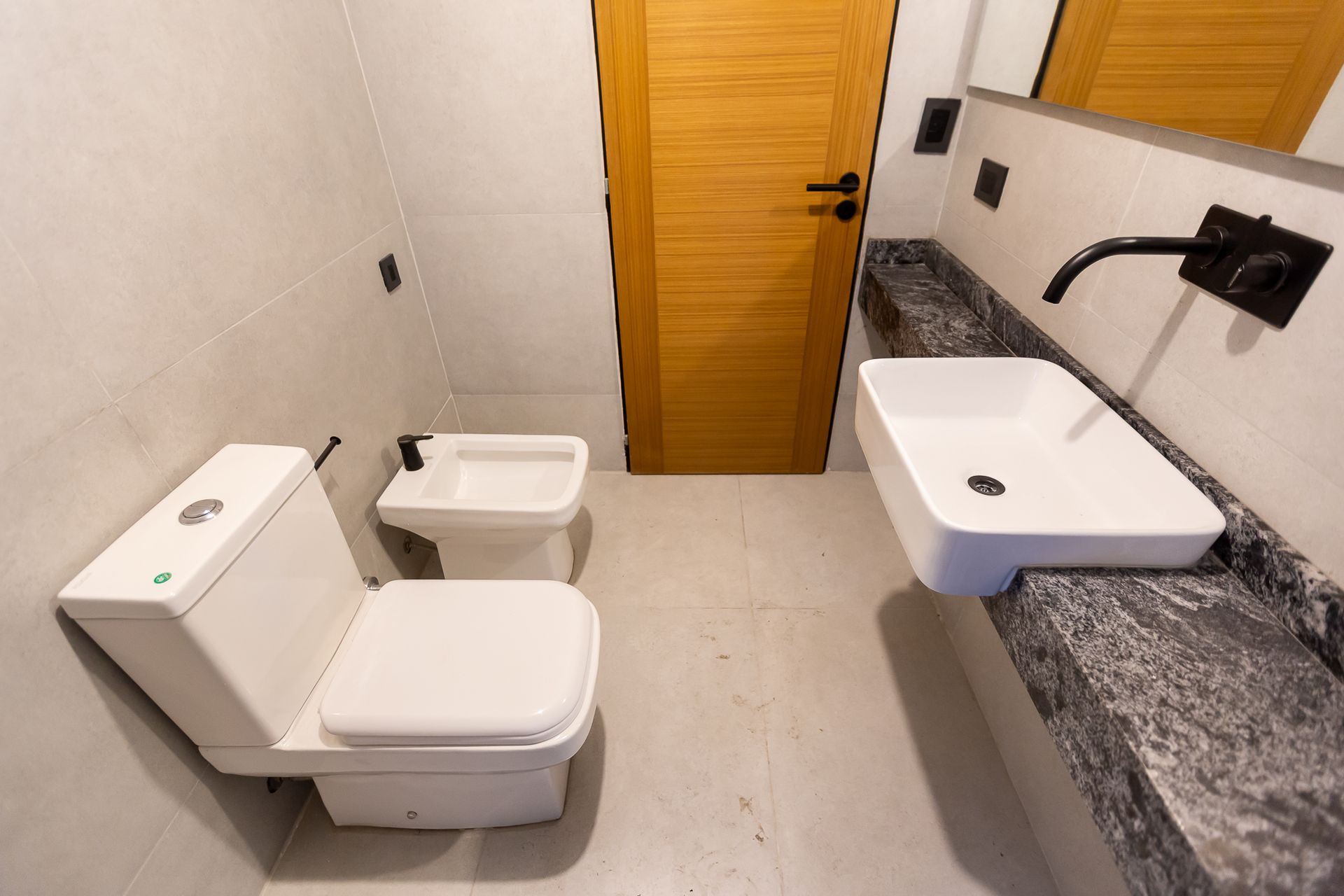 VENTA MONOAMBIENTE A ESTRENAR EN PARQUE LELOIR - 5