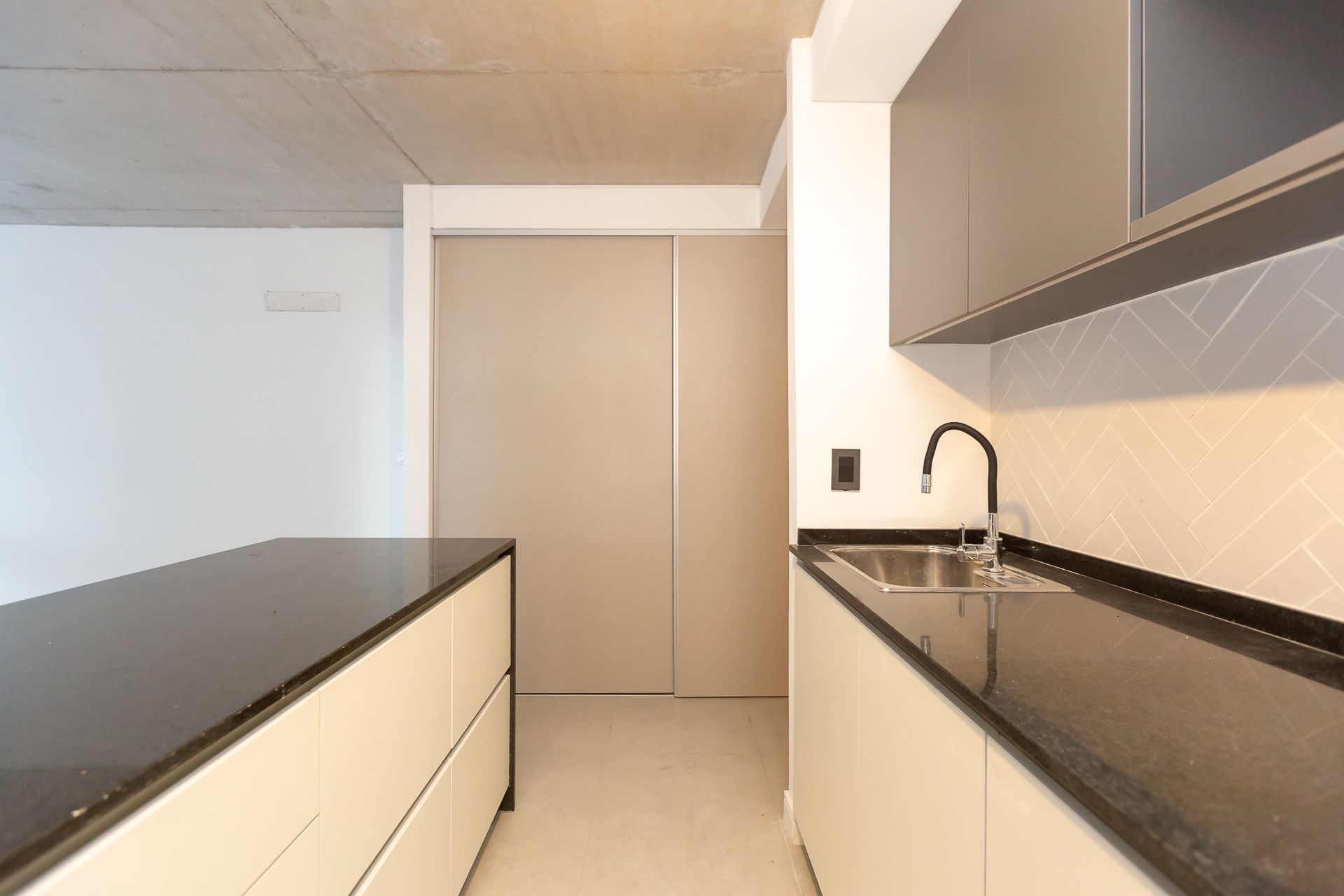 VENTA MONOAMBIENTE A ESTRENAR EN PARQUE LELOIR - 6