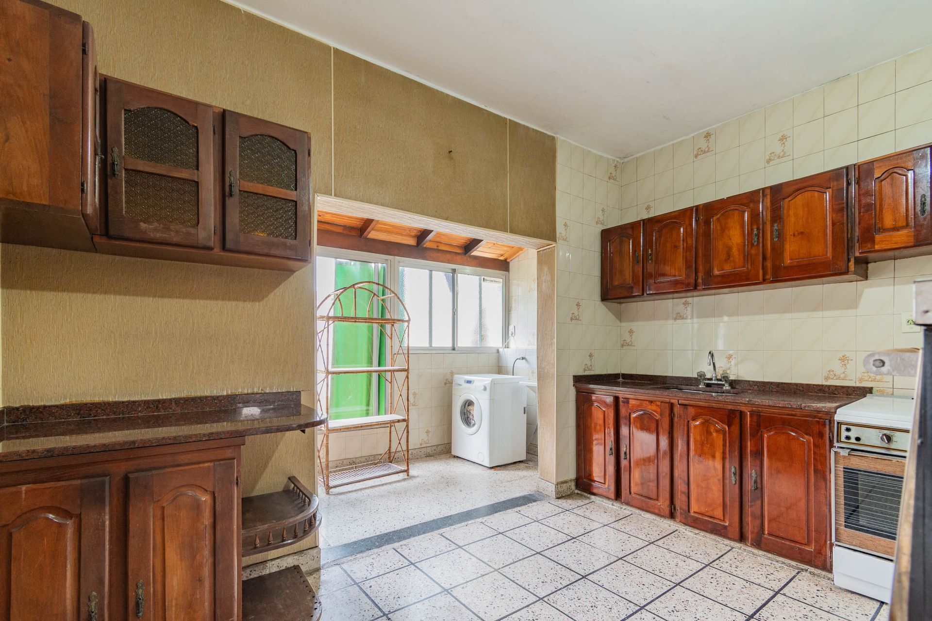 CASA CON JARDIN LOTE PROPIO EN VENTA SAN JUSTO - 8