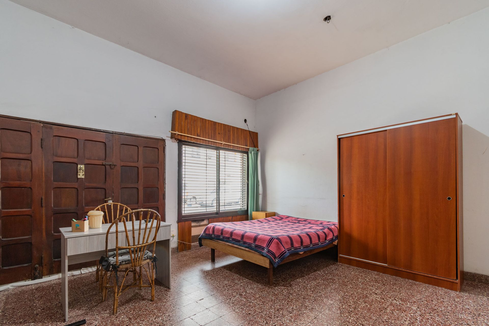 CASA CON JARDIN LOTE PROPIO EN VENTA SAN JUSTO - 16