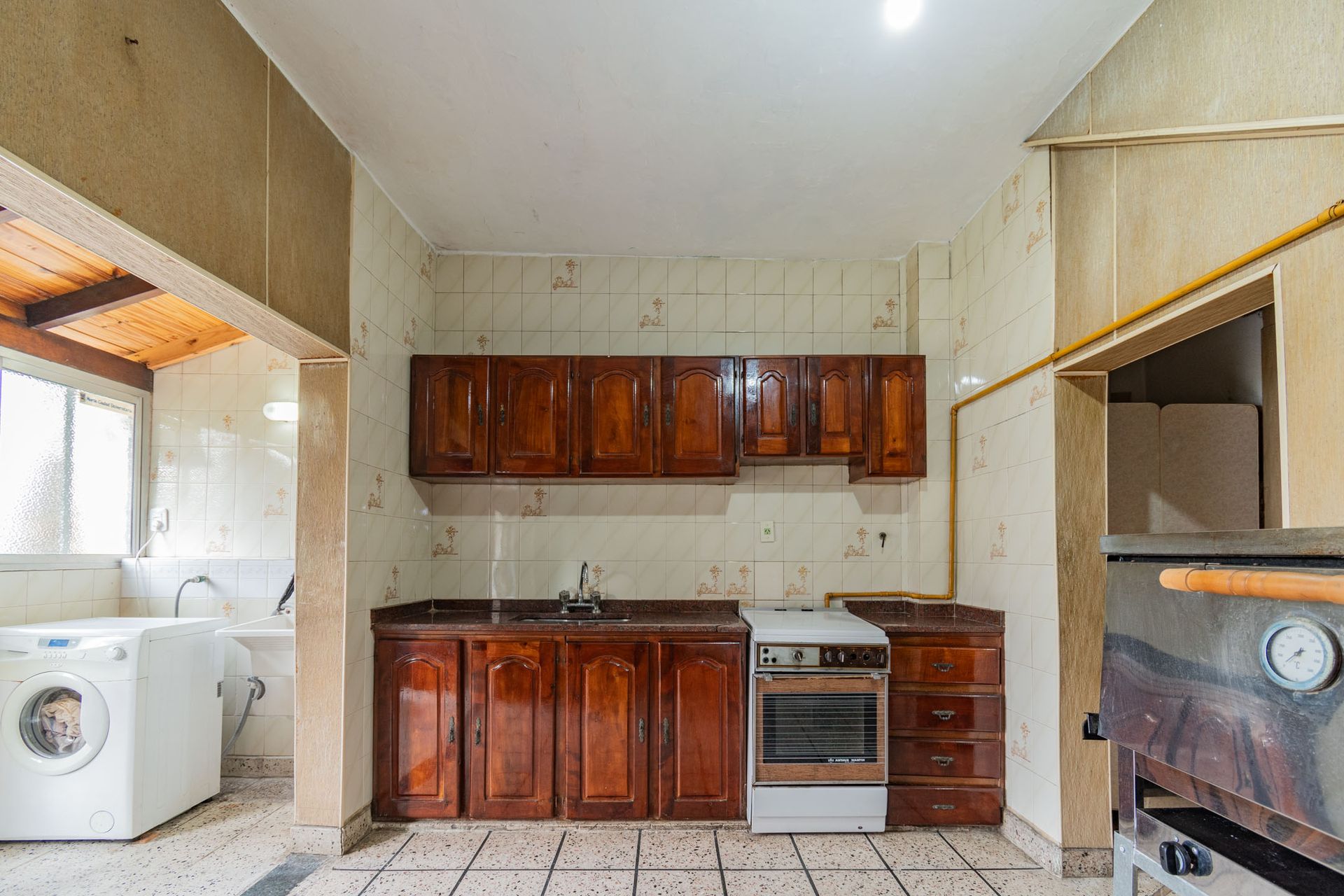 CASA CON JARDIN LOTE PROPIO EN VENTA SAN JUSTO - 12