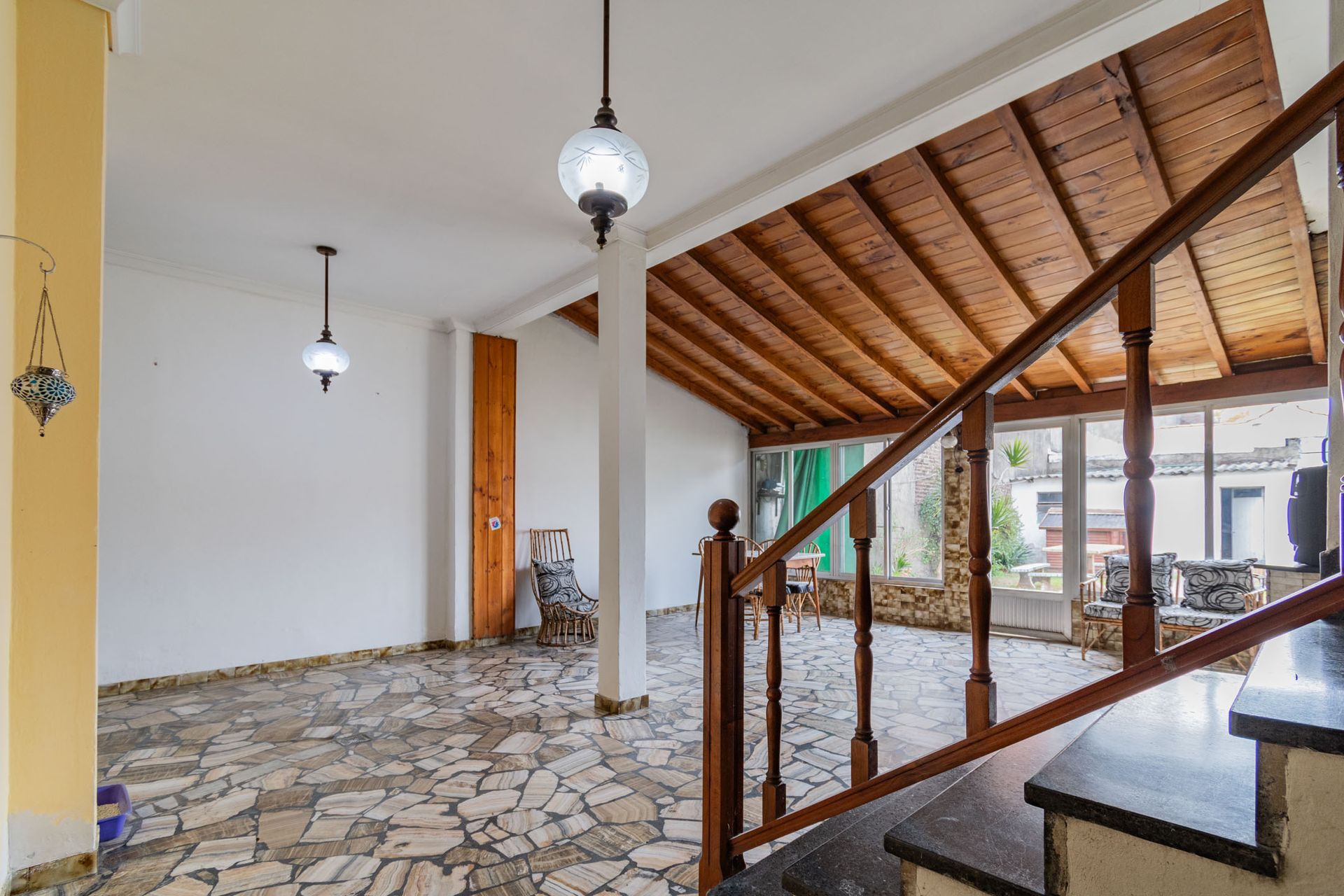 CASA CON JARDIN LOTE PROPIO EN VENTA SAN JUSTO - 2