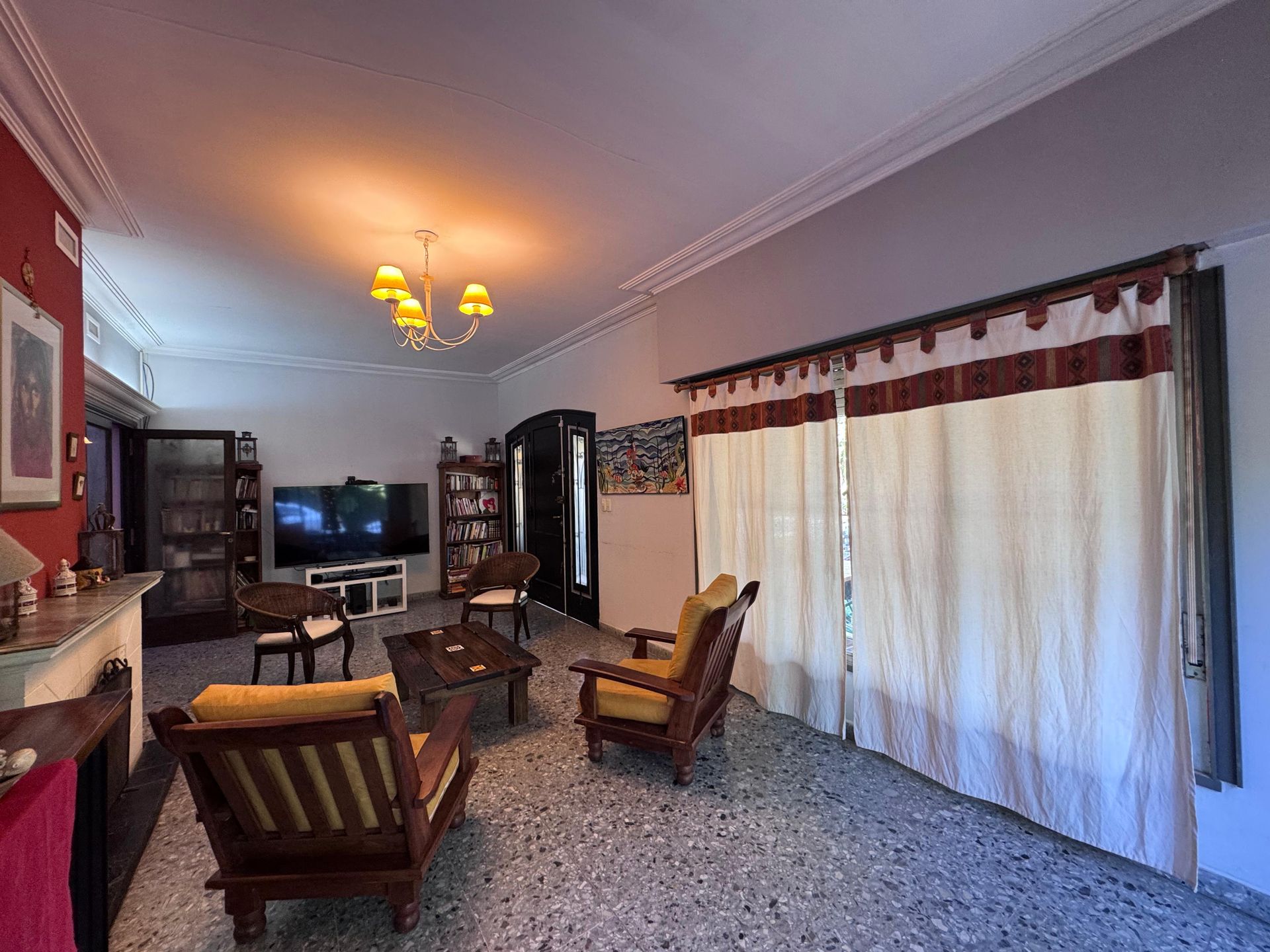 Venta de Casaquinta con Piscina en Villa Luzuriaga - 19