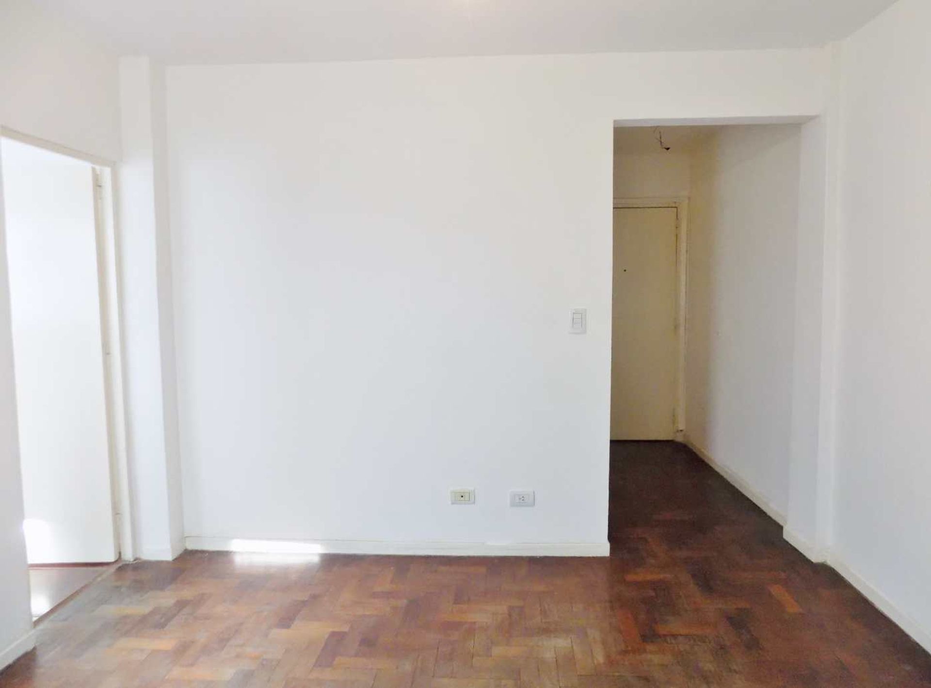 2 AMB TERCER PISO POR ESCALERA SE VENDE ALQUILADO - 4