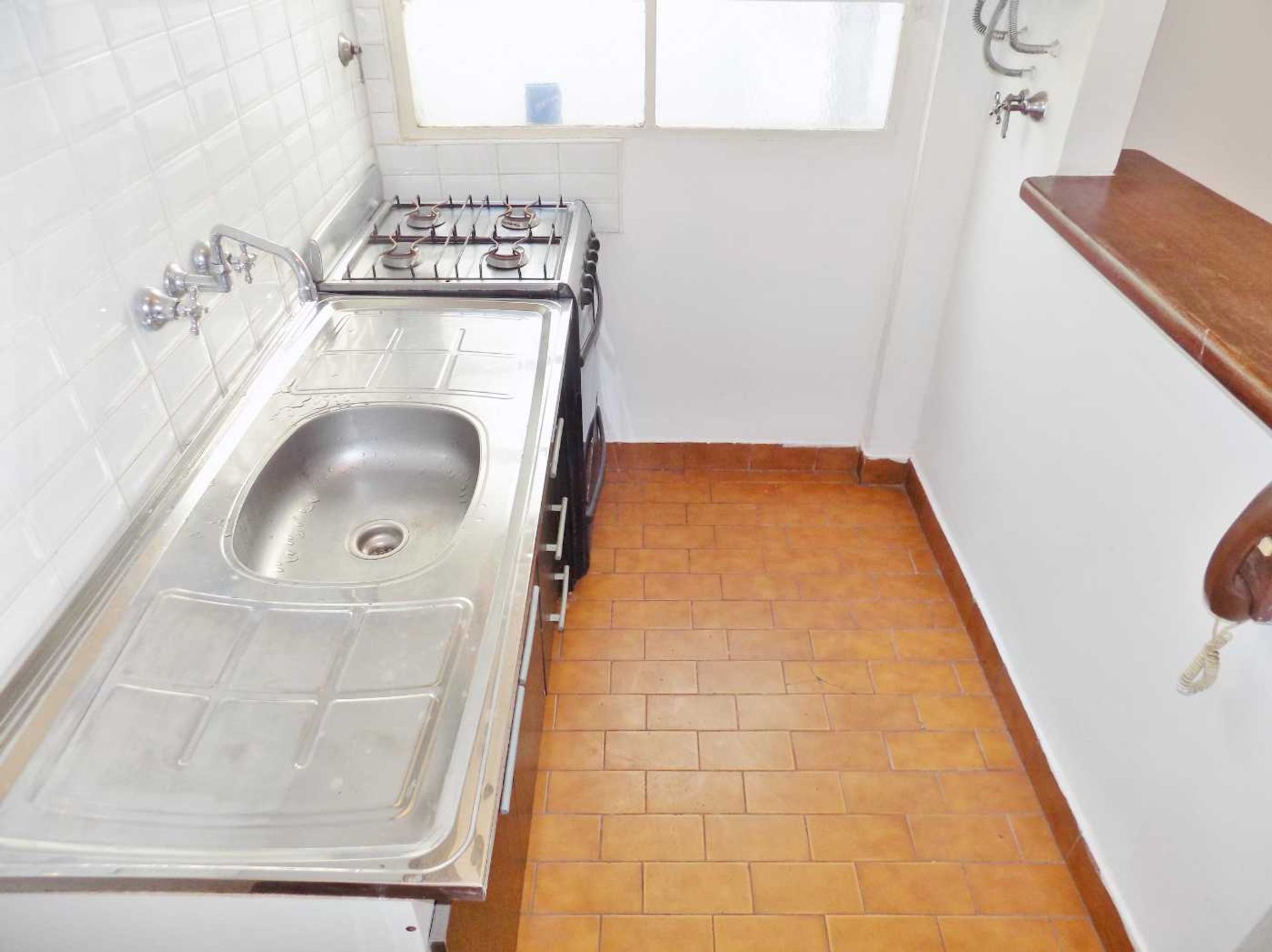 2 AMB TERCER PISO POR ESCALERA SE VENDE ALQUILADO - 16