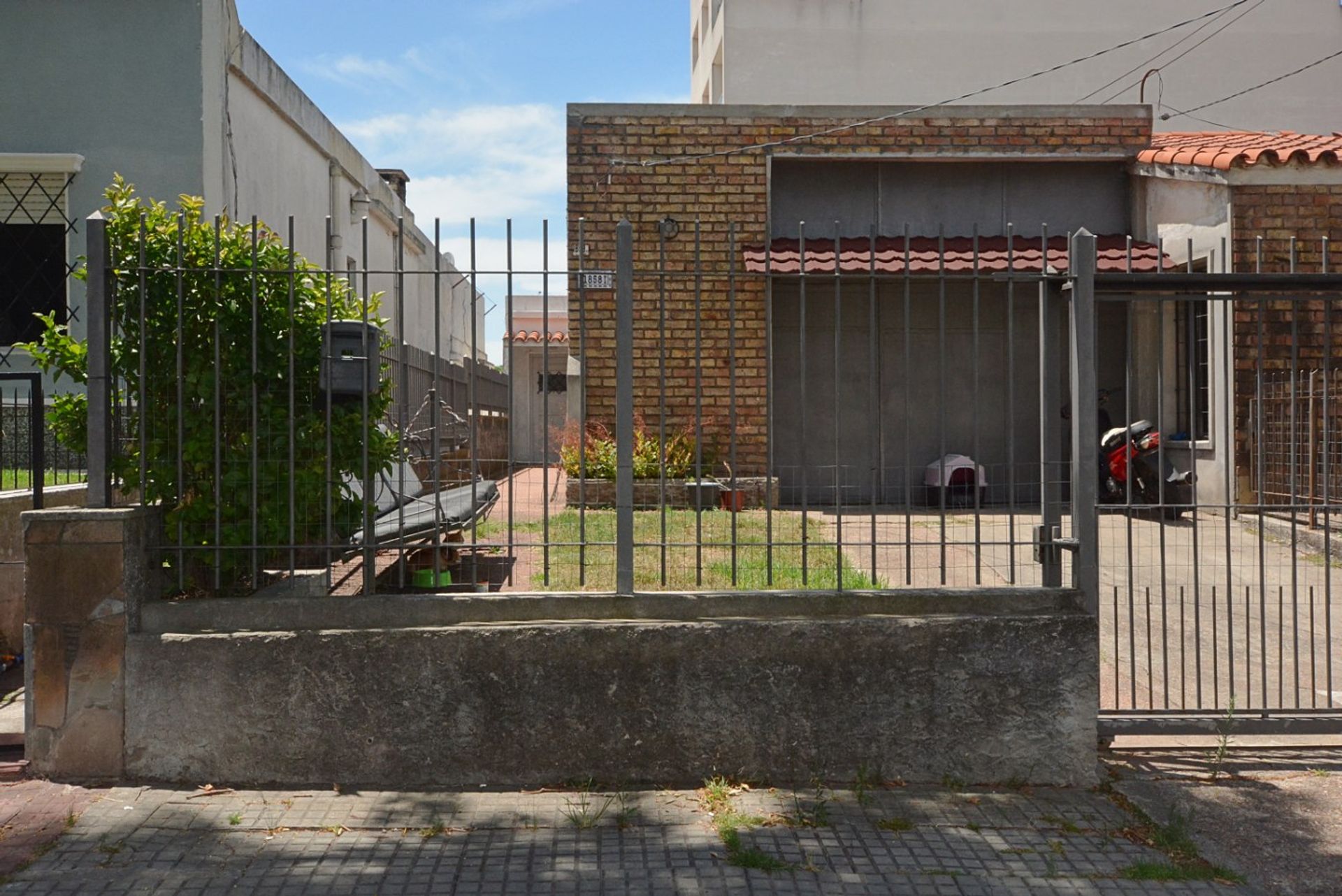 SE ALQUILA APARTAMENTO 2 DOR. PATIO y GGE, MALVIN - 12