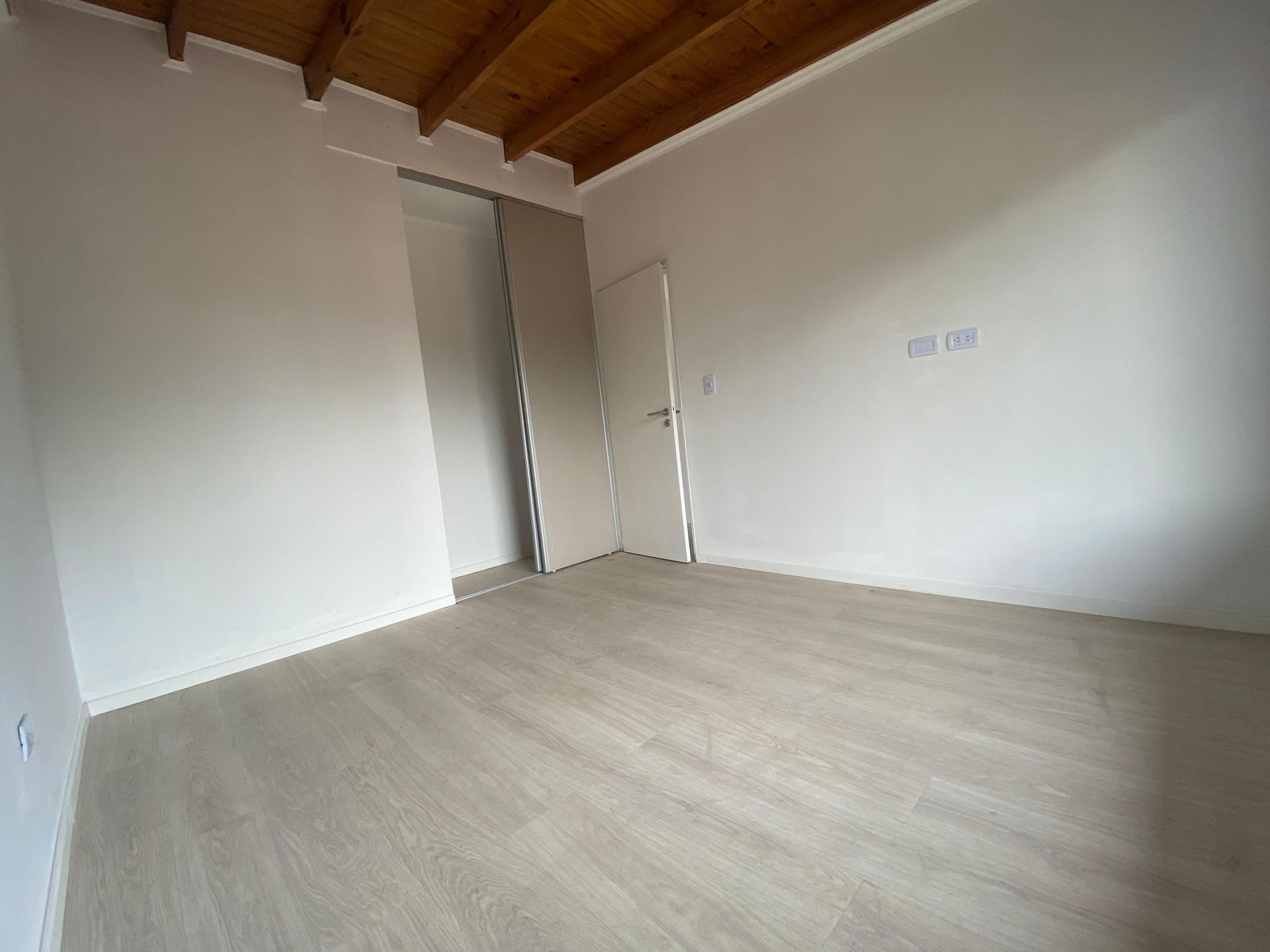 Casa en Venta en Ituzaingo, G.B.A. Zona Oeste