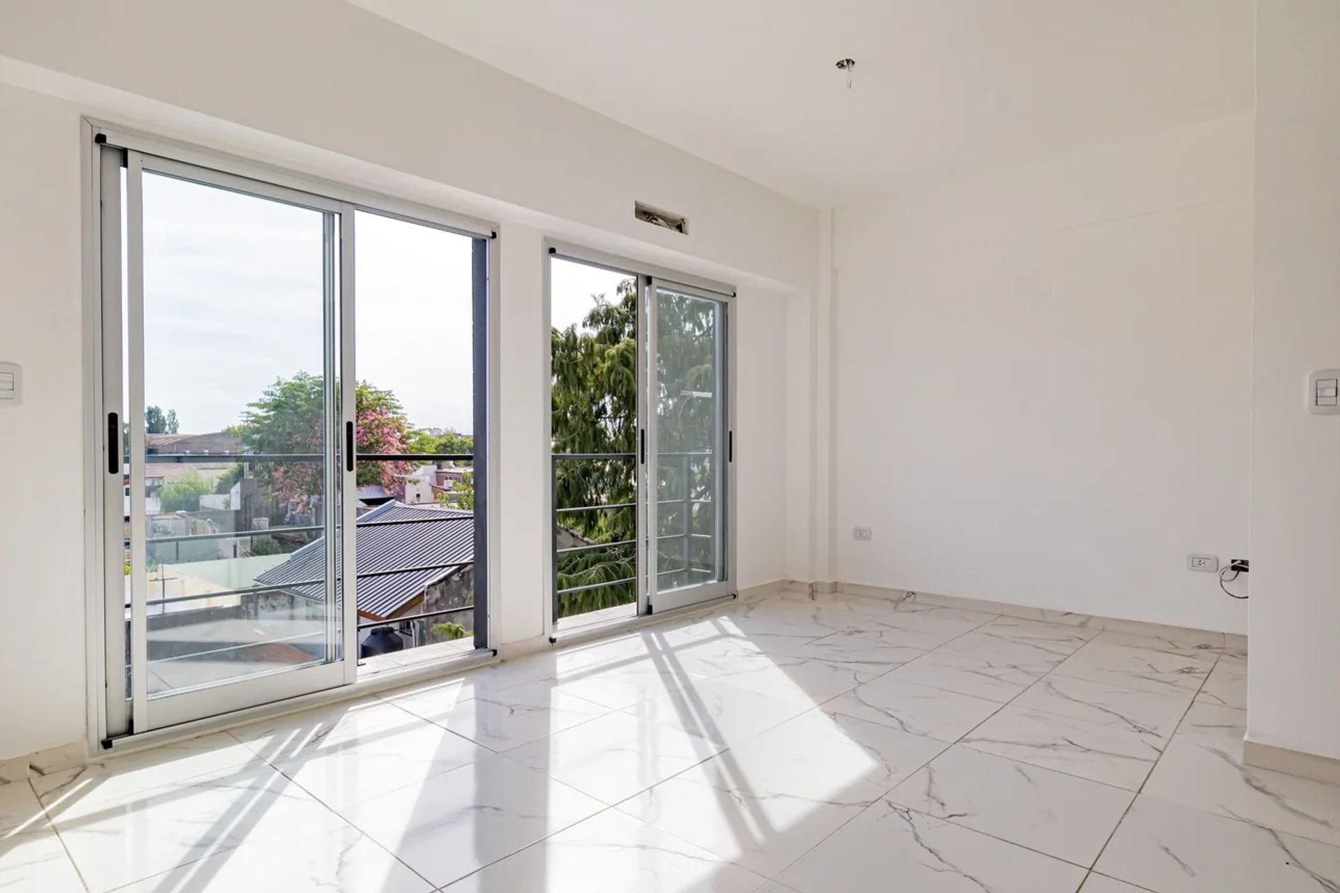 VENTA DEPTO MONOAMBIENTE SANTOS LUGARES CON RENTA — foto 6