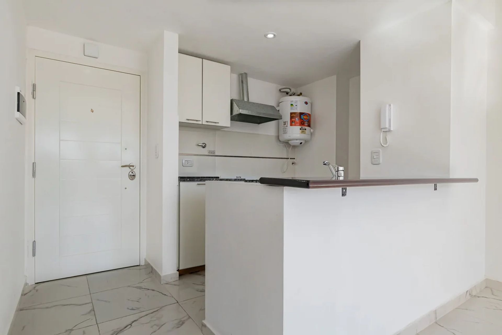VENTA DEPTO MONOAMBIENTE SANTOS LUGARES CON RENTA — foto 3