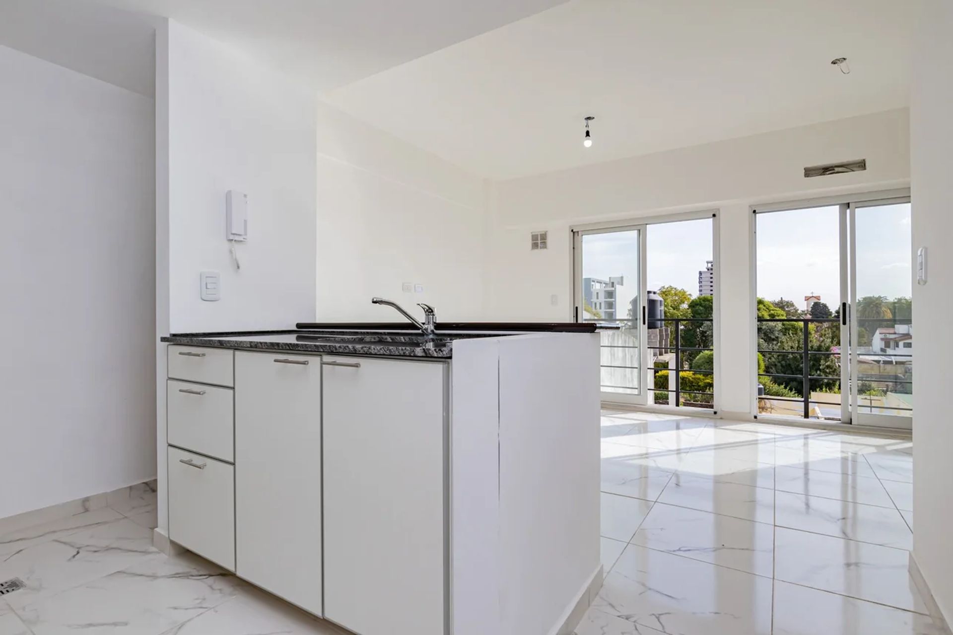 VENTA DEPTO MONOAMBIENTE SANTOS LUGARES CON RENTA — foto 12