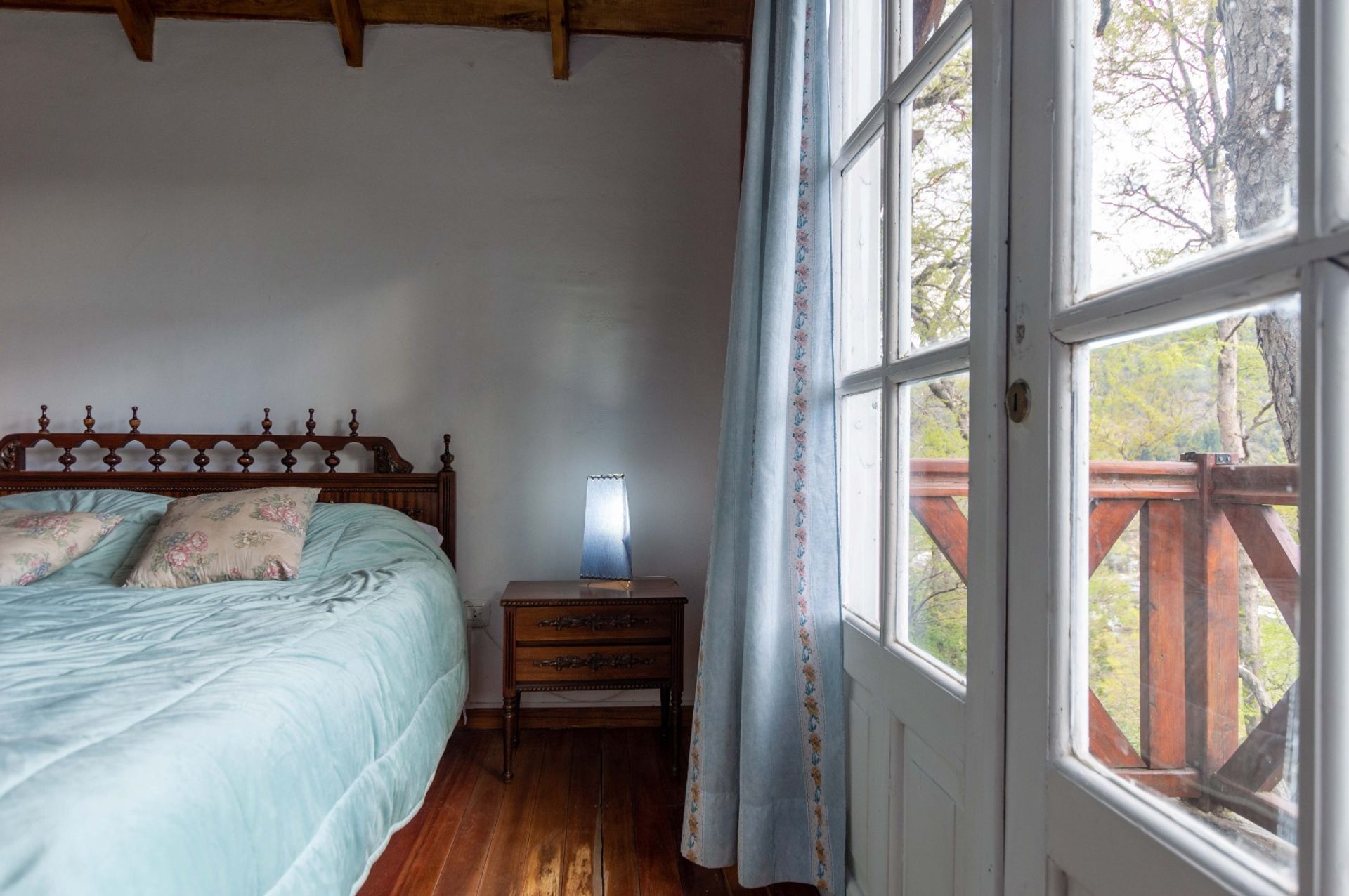 Re/Max vende 2 casas con vistas al Lago Lacar. — foto 15