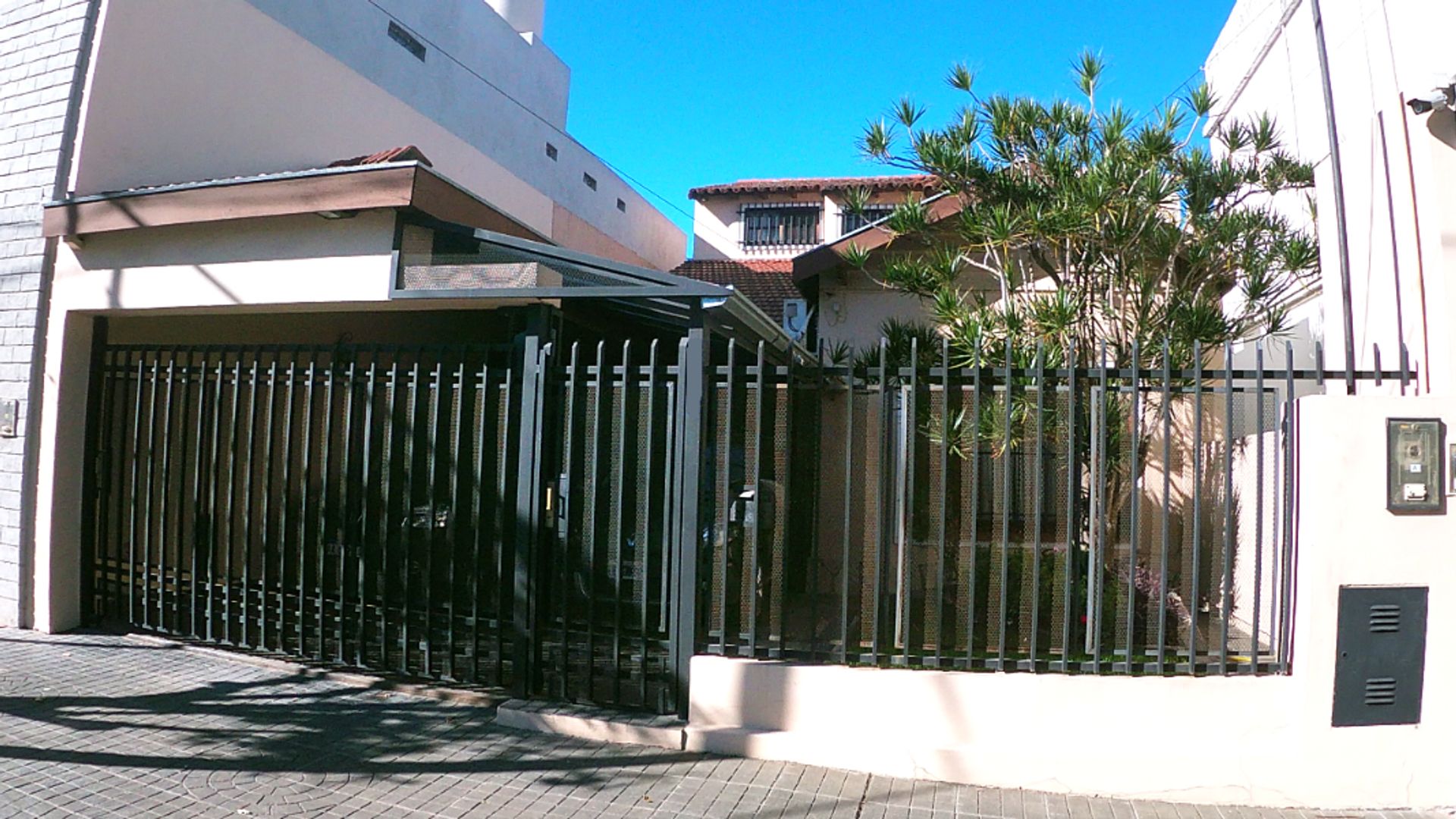 CASA 4 AMB + DEPARTAMENTO 3 AMB EN SAN ANDRES GOLF - 2