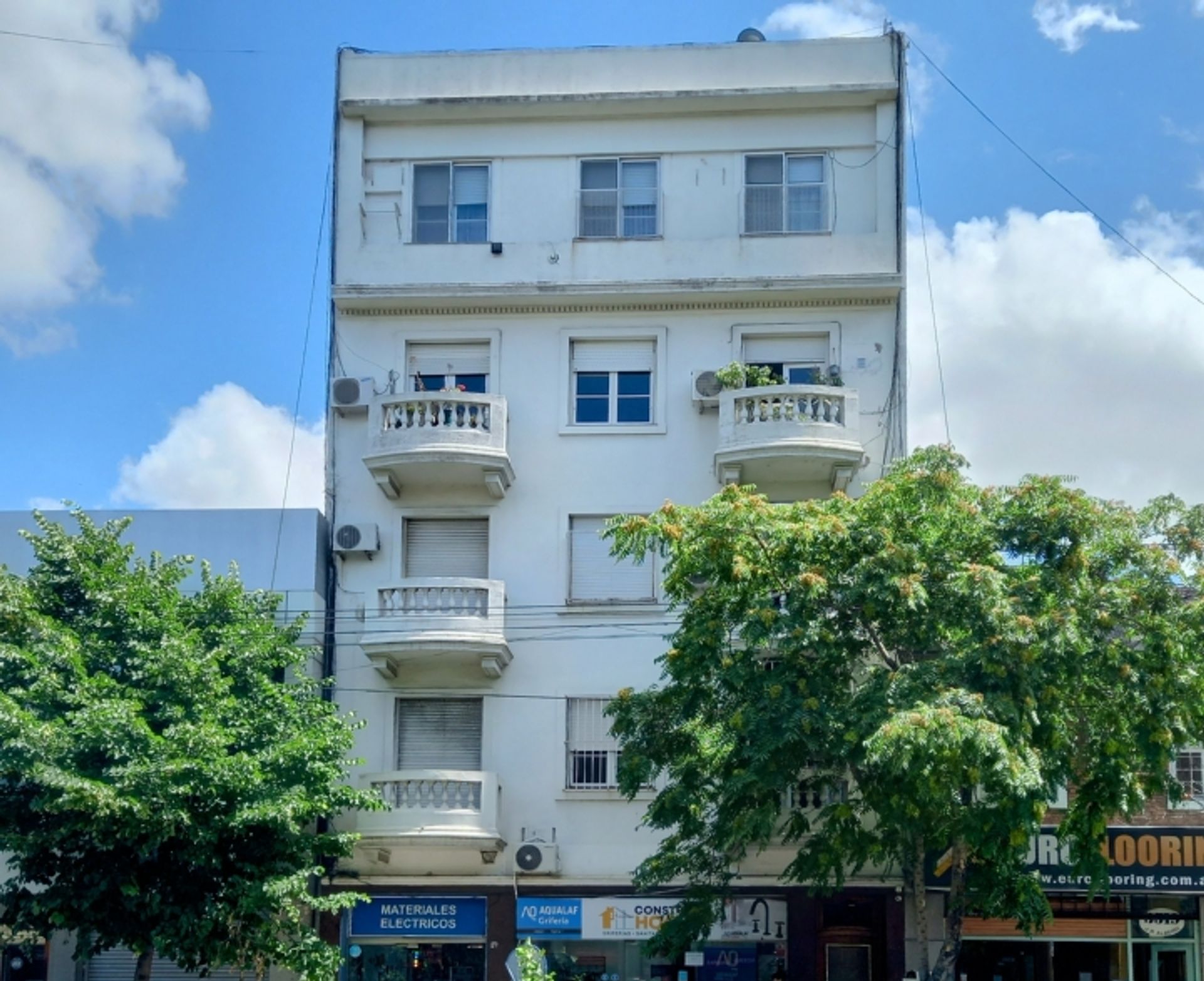 Departamento 4 ambientes + balcones VENTA Floresta — foto 3