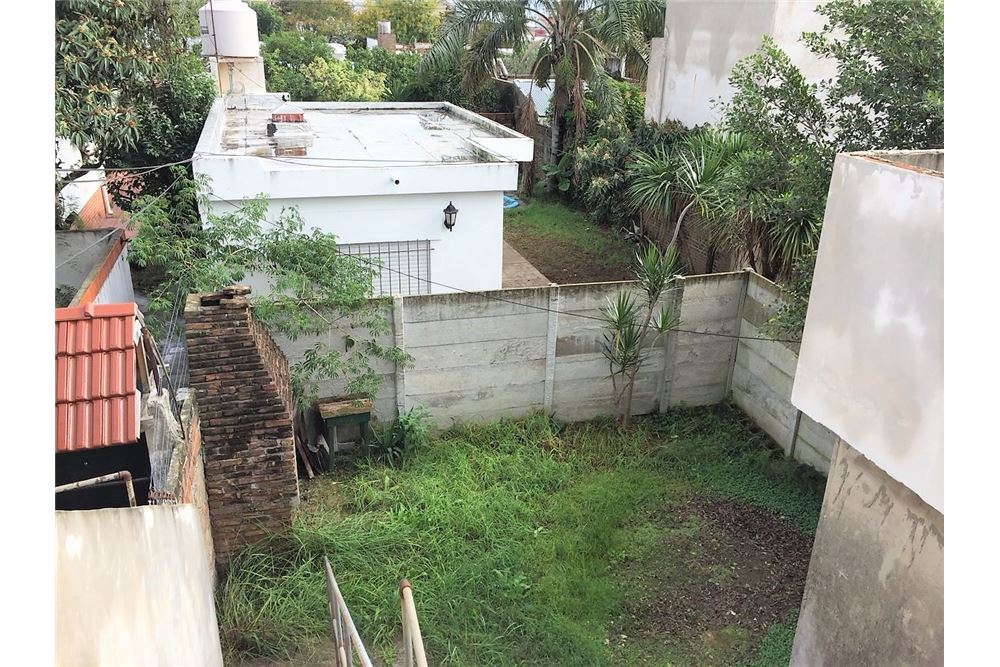Casa doble 5 amb 2 flias Venta coch Jard&iacute;n Quilmes — foto 12