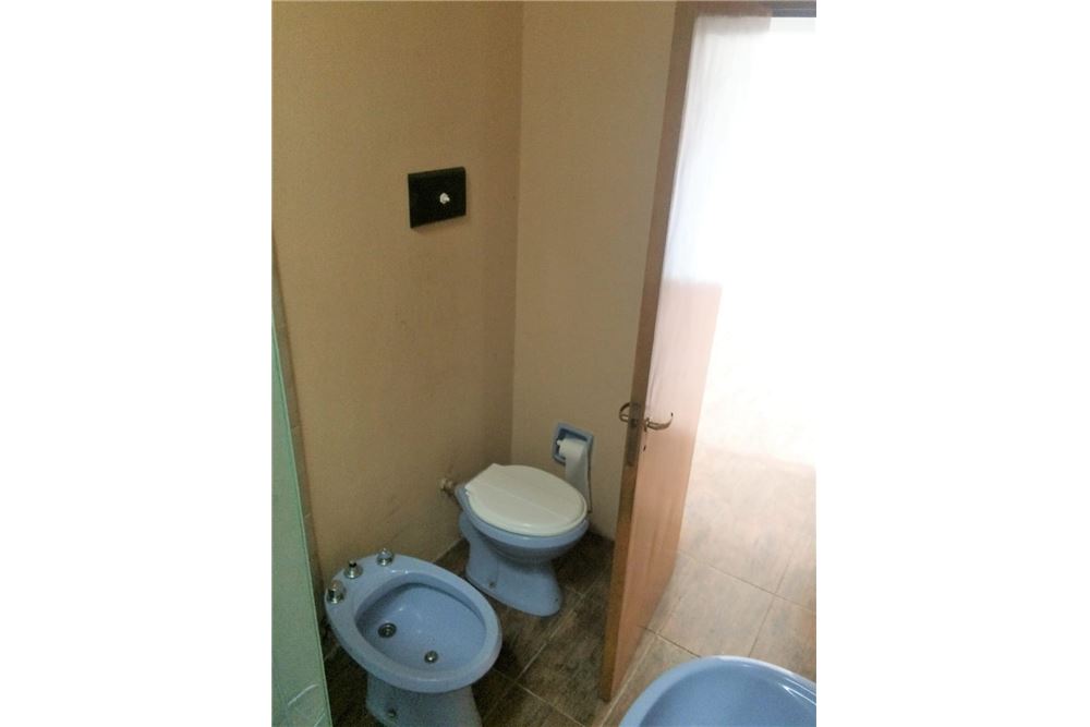 Casa doble 5 amb 2 flias Venta coch Jard&iacute;n Quilmes — foto 13