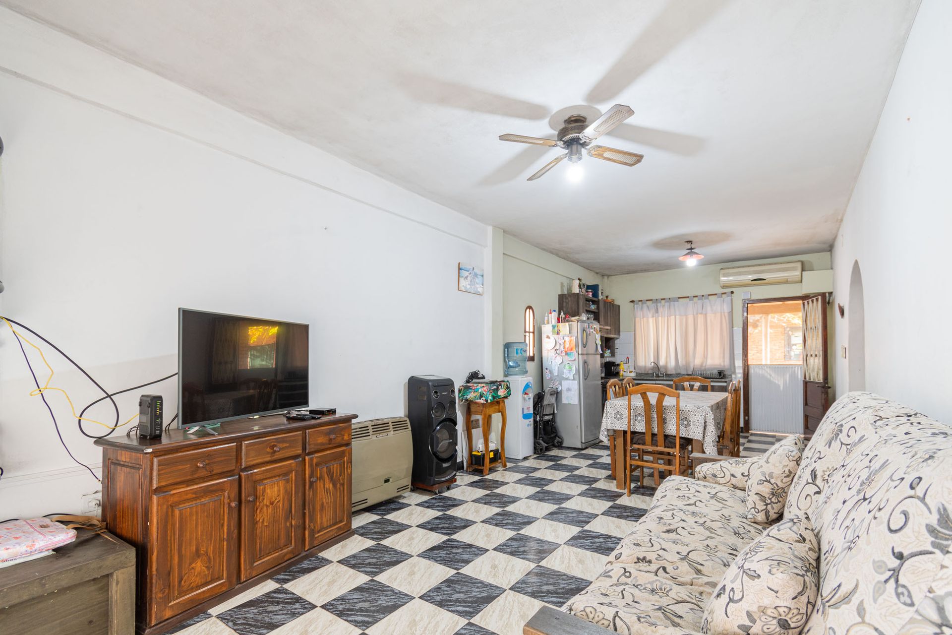 CASA EN VENTA CON JARDIN Y COCHERA SAN JUSTO - 5
