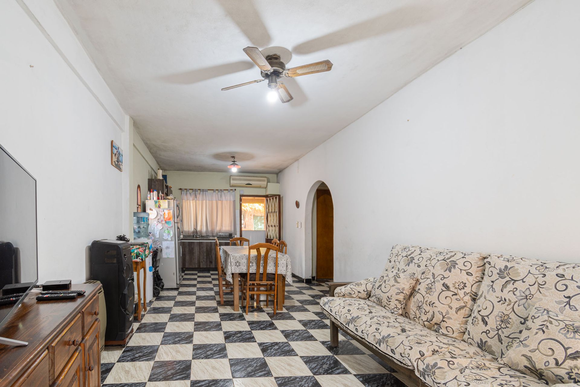 CASA EN VENTA CON JARDIN Y COCHERA SAN JUSTO - 6