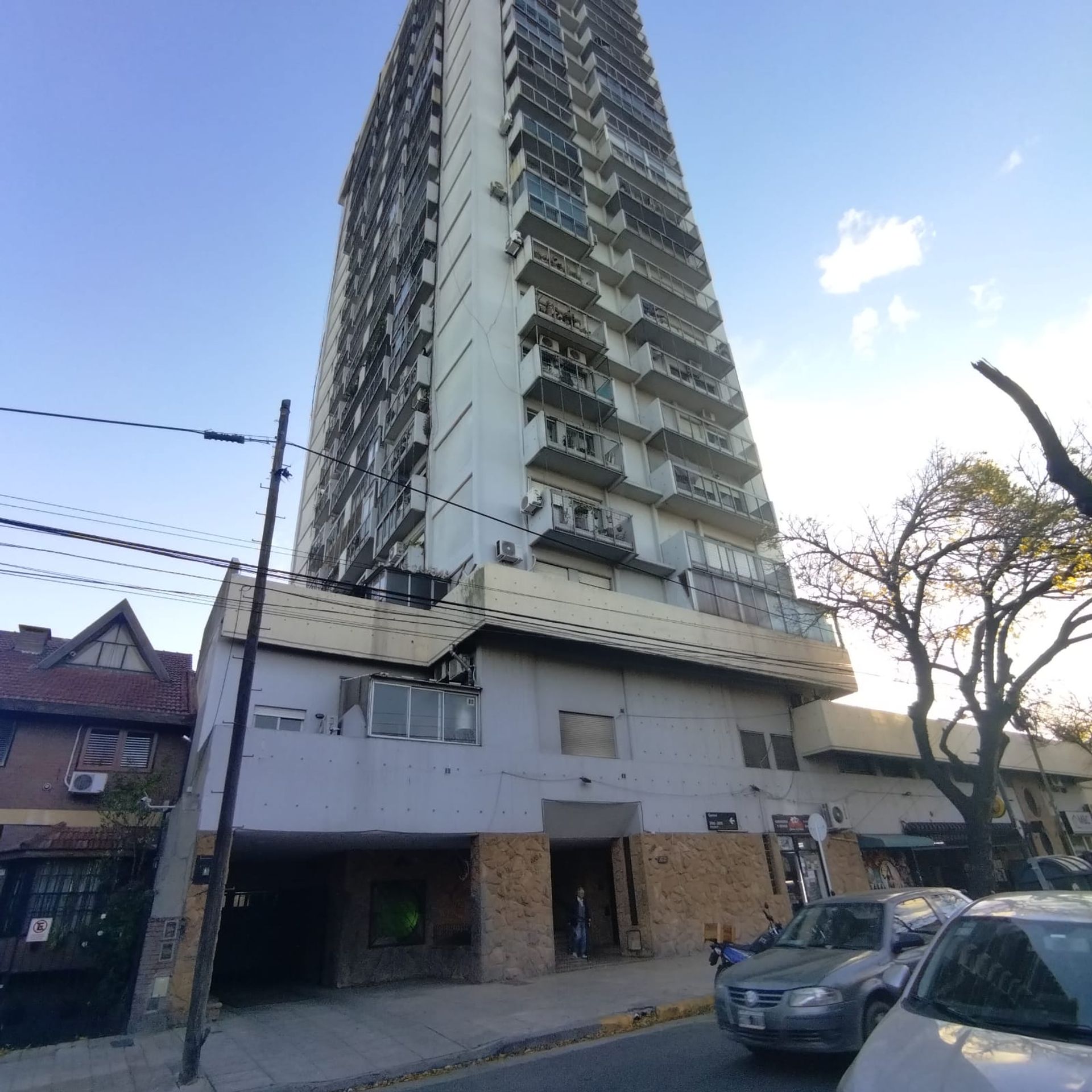 Oportunidad - Cochera cubierta - 1