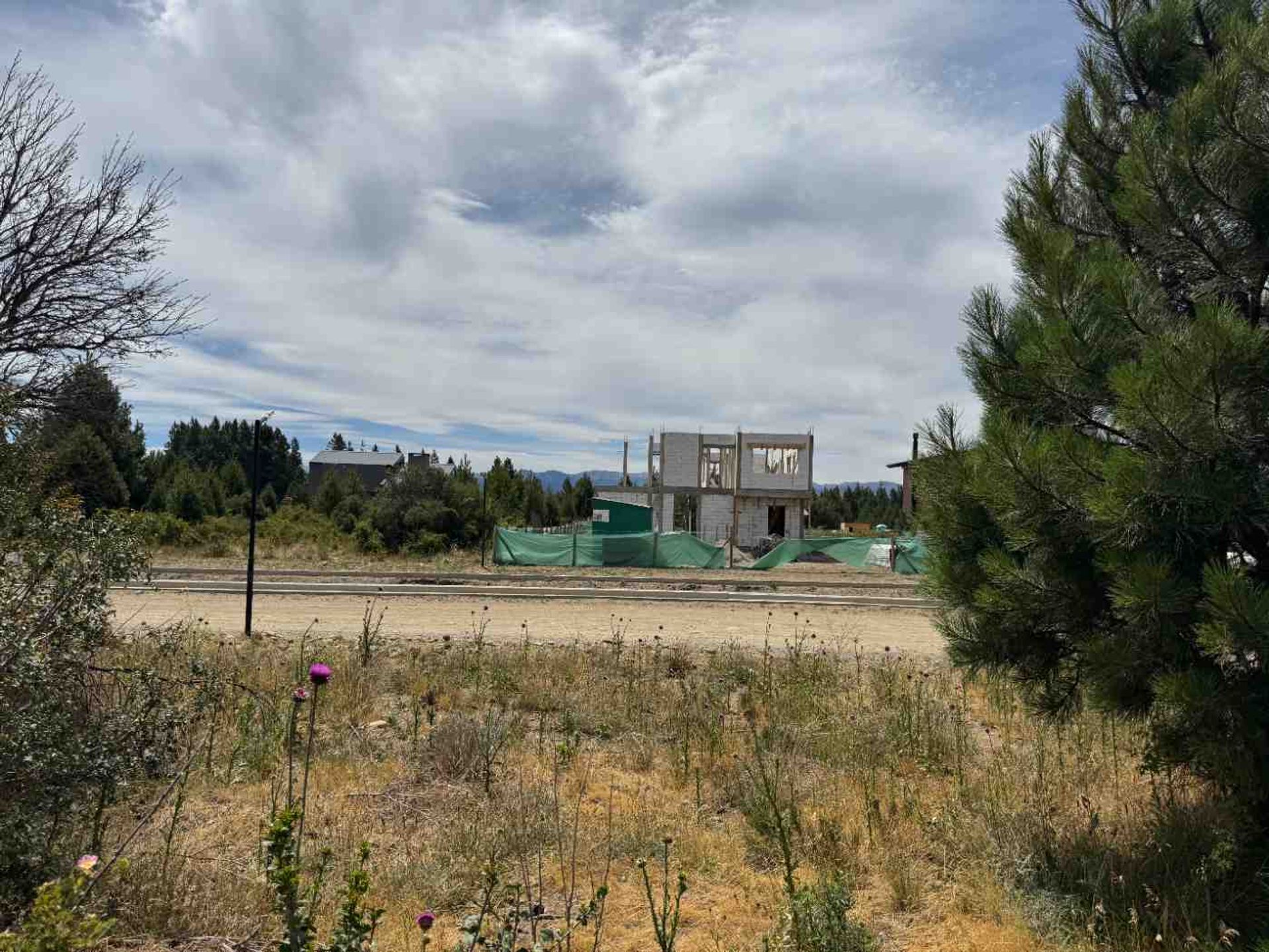 Venta Oportunidad Lote Barrio Cdo. Solares de Este - 10