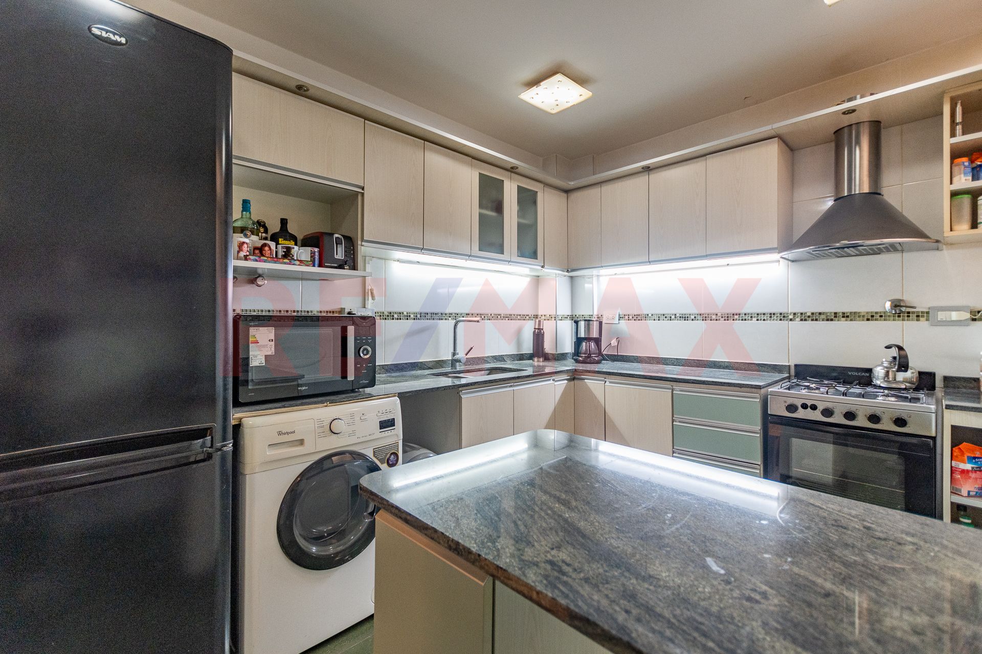 VENTA DPTO 3 AMB C/BALCON CABALLITO PLAZA IRLAND - 17