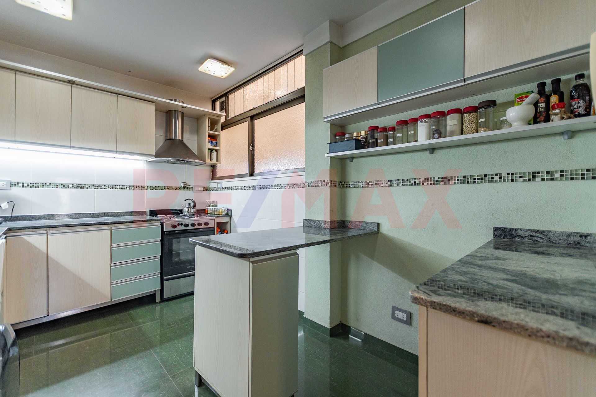 VENTA DPTO 3 AMB C/BALCON CABALLITO PLAZA IRLAND - 14