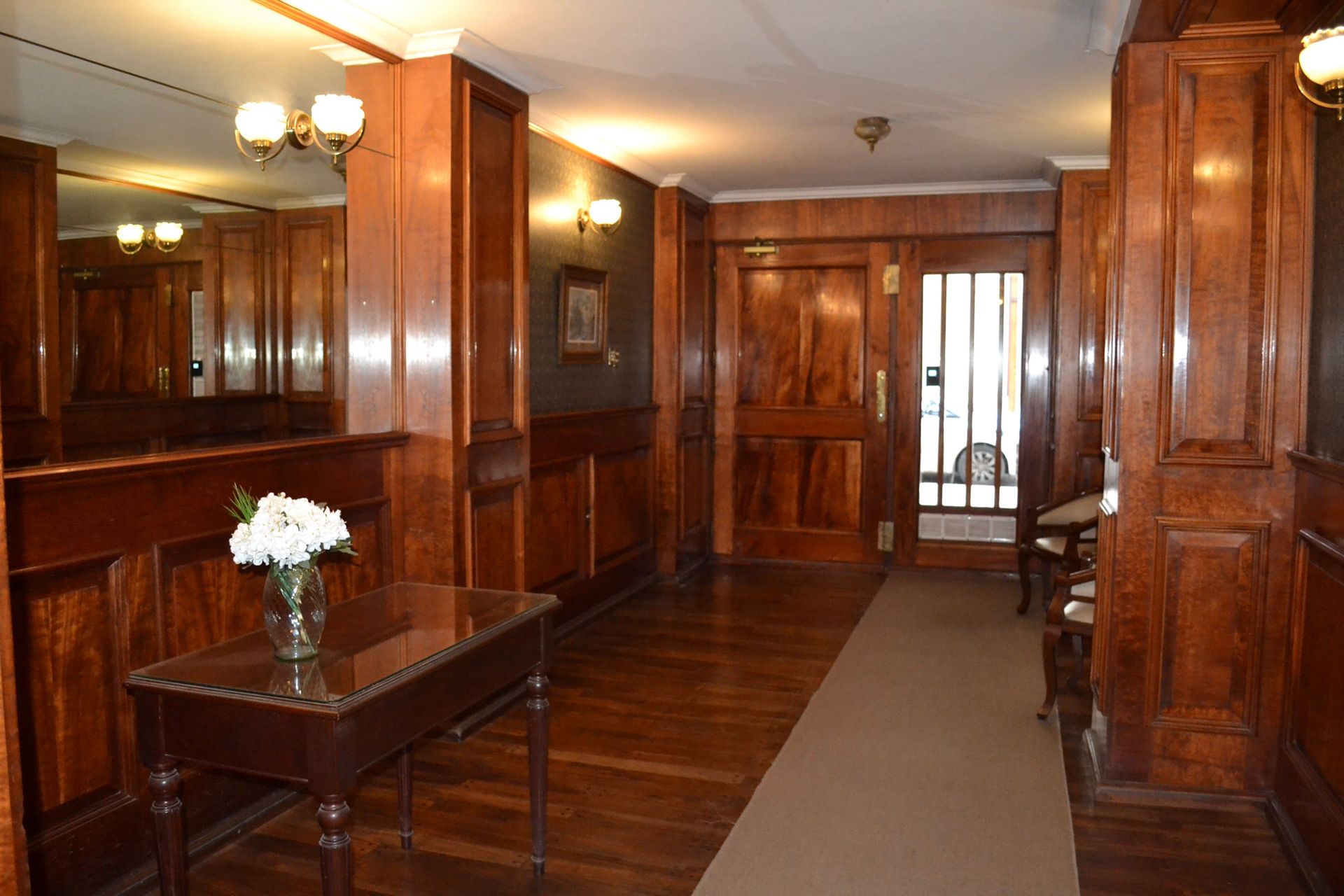 En Venta Departamento c&eacute;ntrico de dos dormitorios - 2