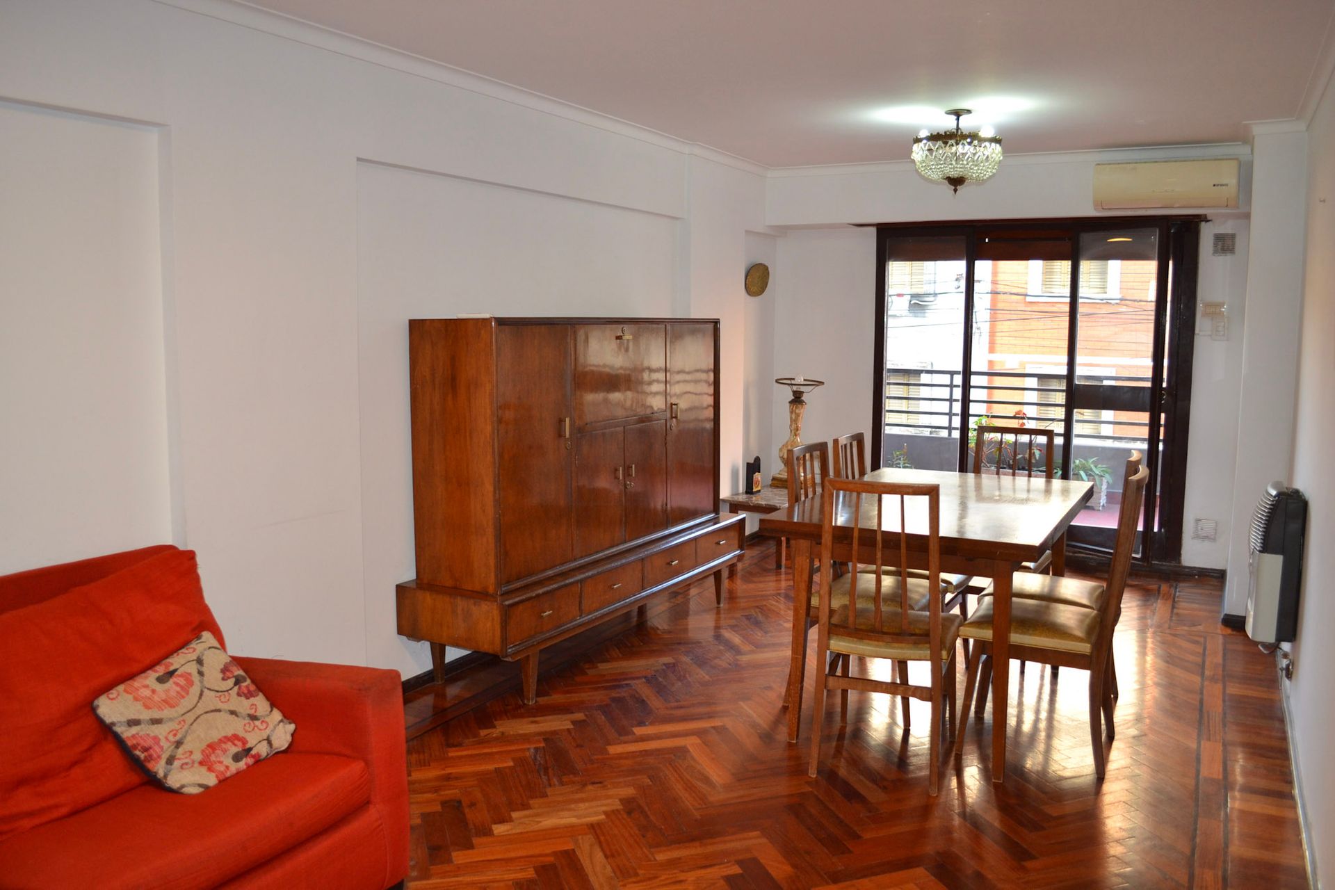 En Venta Departamento c&eacute;ntrico de dos dormitorios - 4