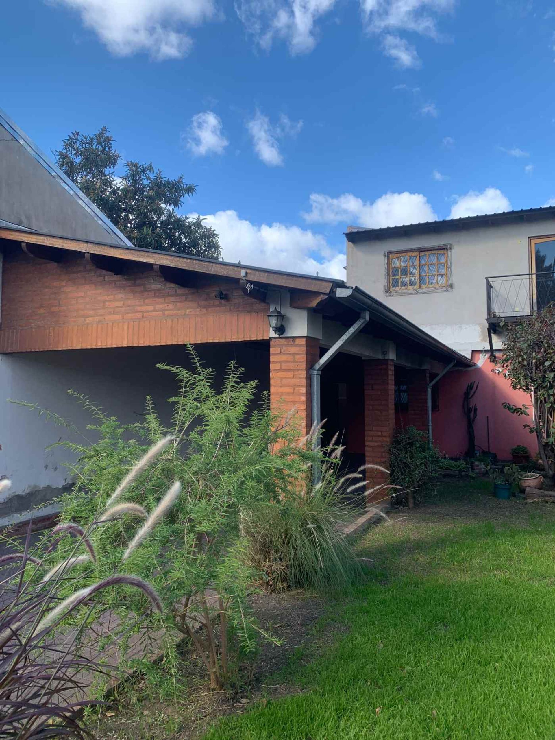 VENTA CASA C/COCHERA - 6