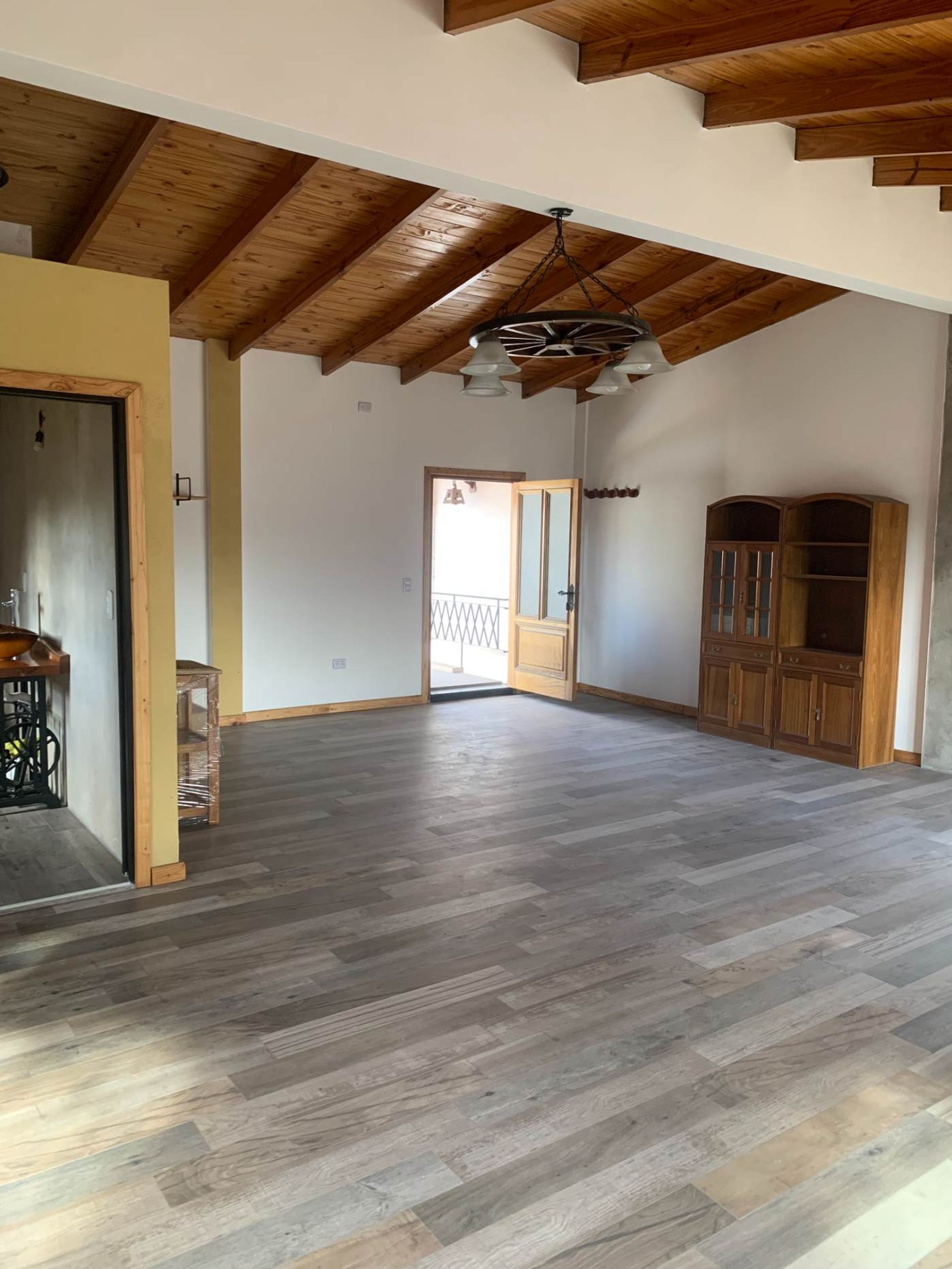 VENTA CASA C/COCHERA - 3