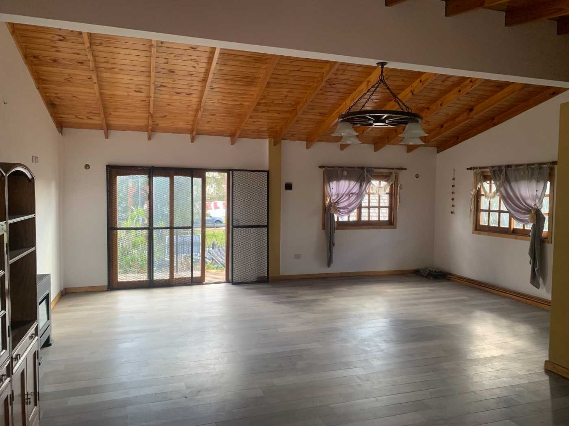 VENTA CASA C/COCHERA - 2