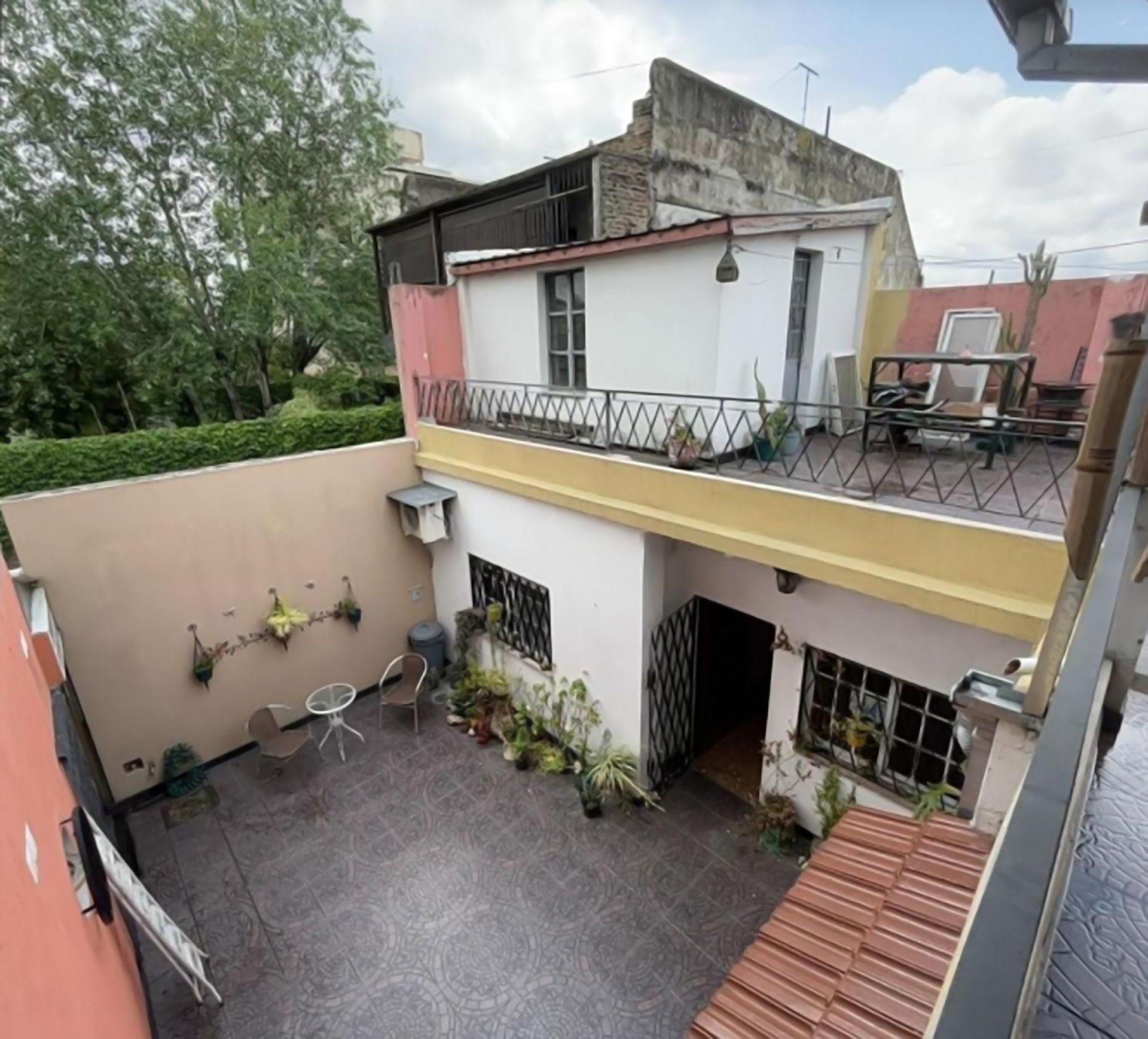 VENTA CASA C/COCHERA - 17
