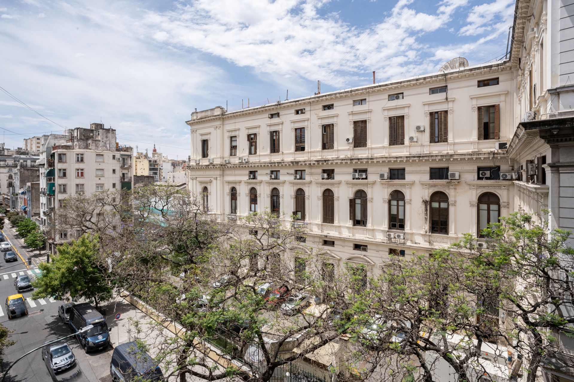 Depto 2 amb venta Monserrat con balcón y amenities - 14