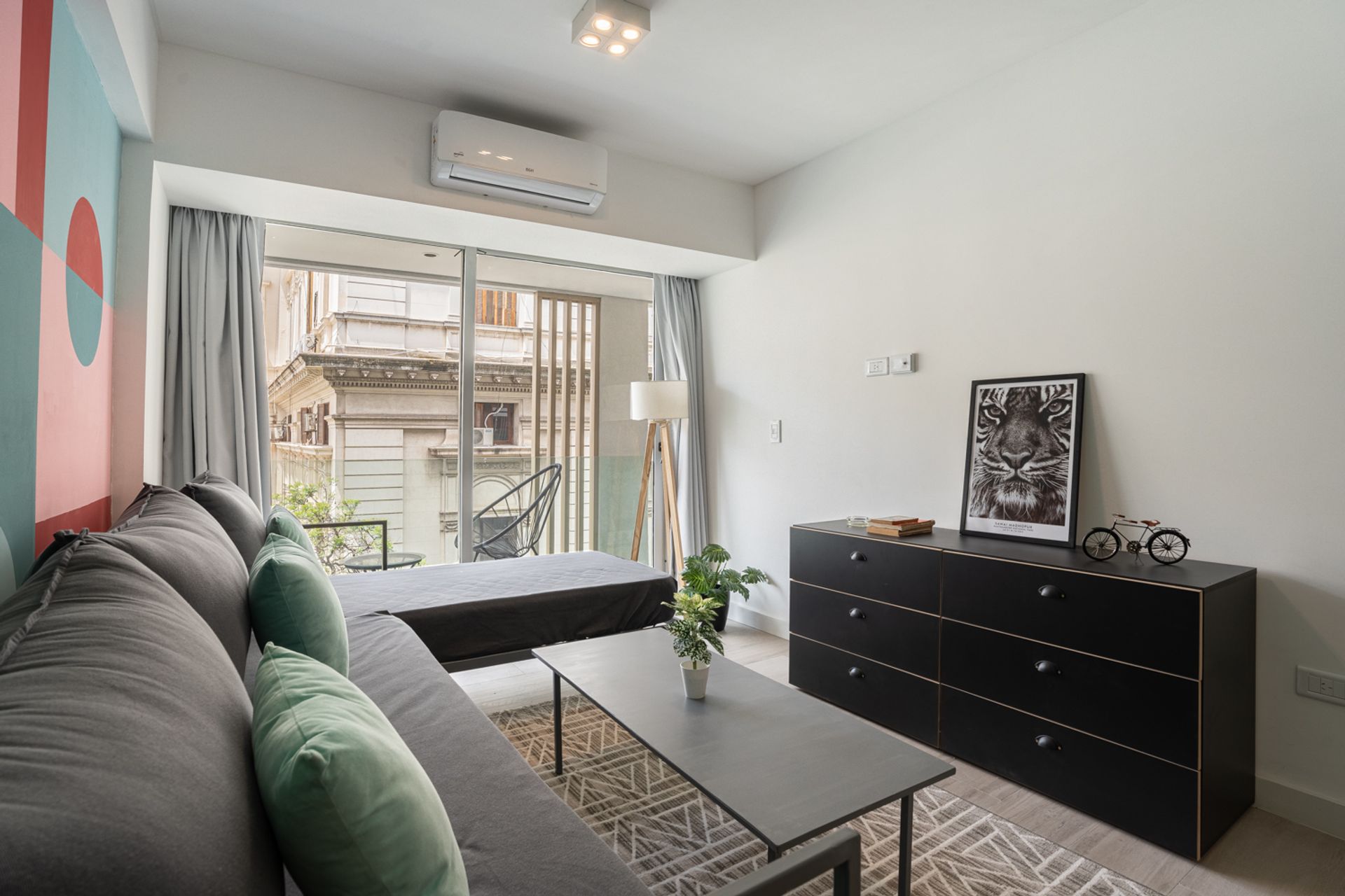 Depto 2 amb venta Monserrat con balcón y amenities - 8