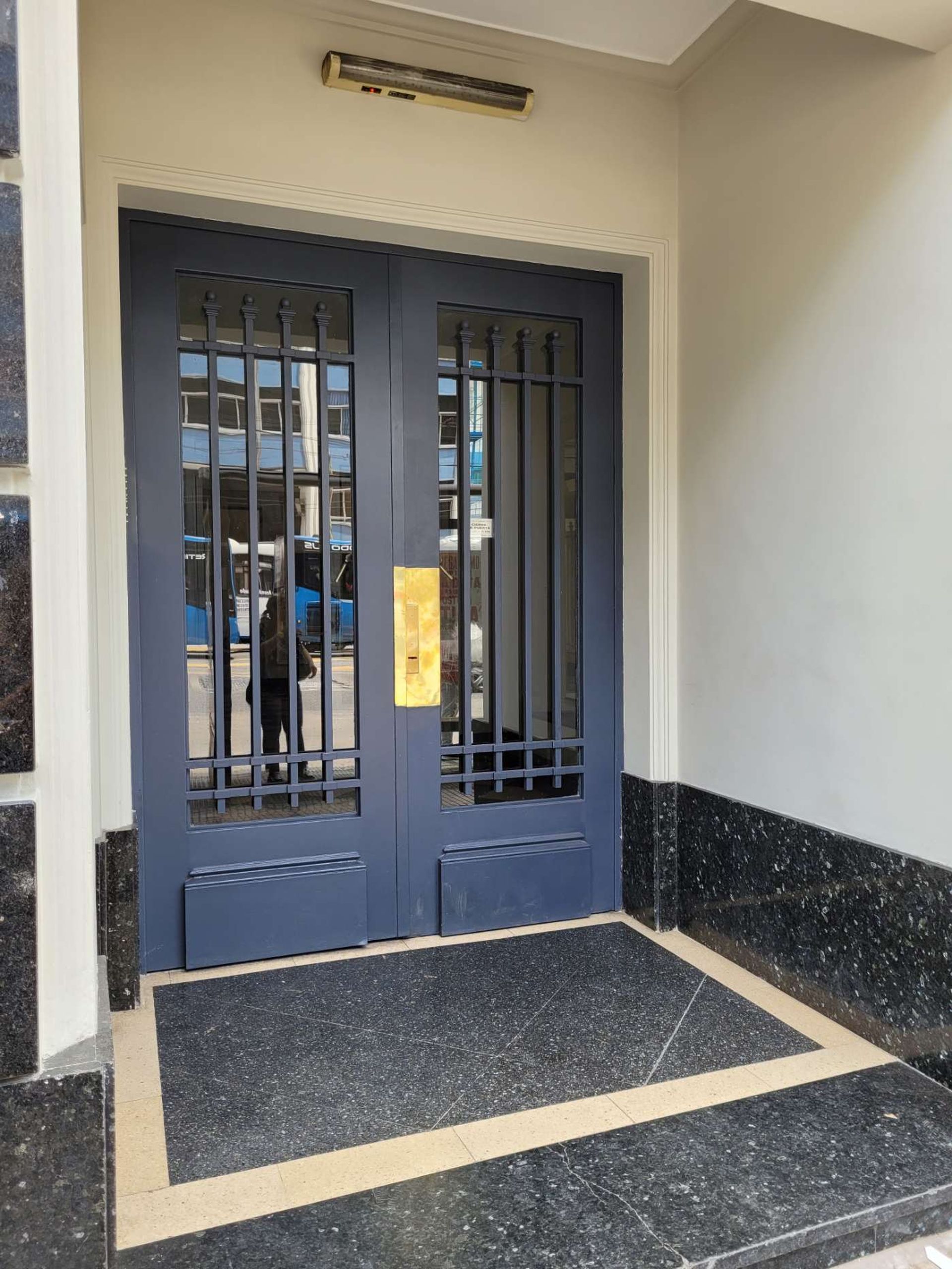 Venta depto semipiso de 3 amb.c/ dep. caballito. - 20
