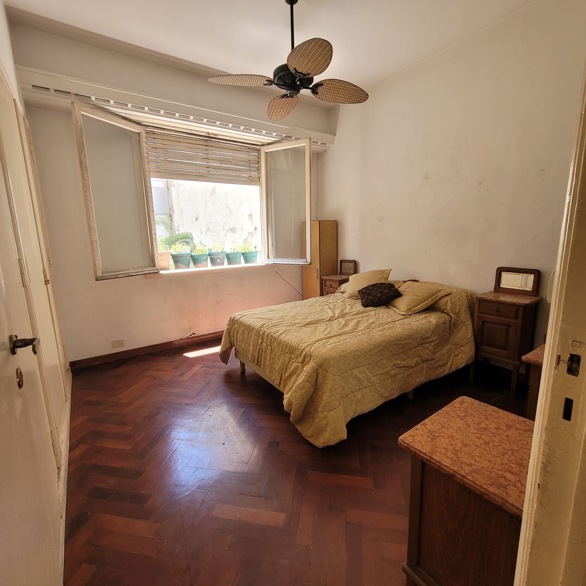 Venta depto semipiso de 3 amb.c/ dep. caballito. - 3