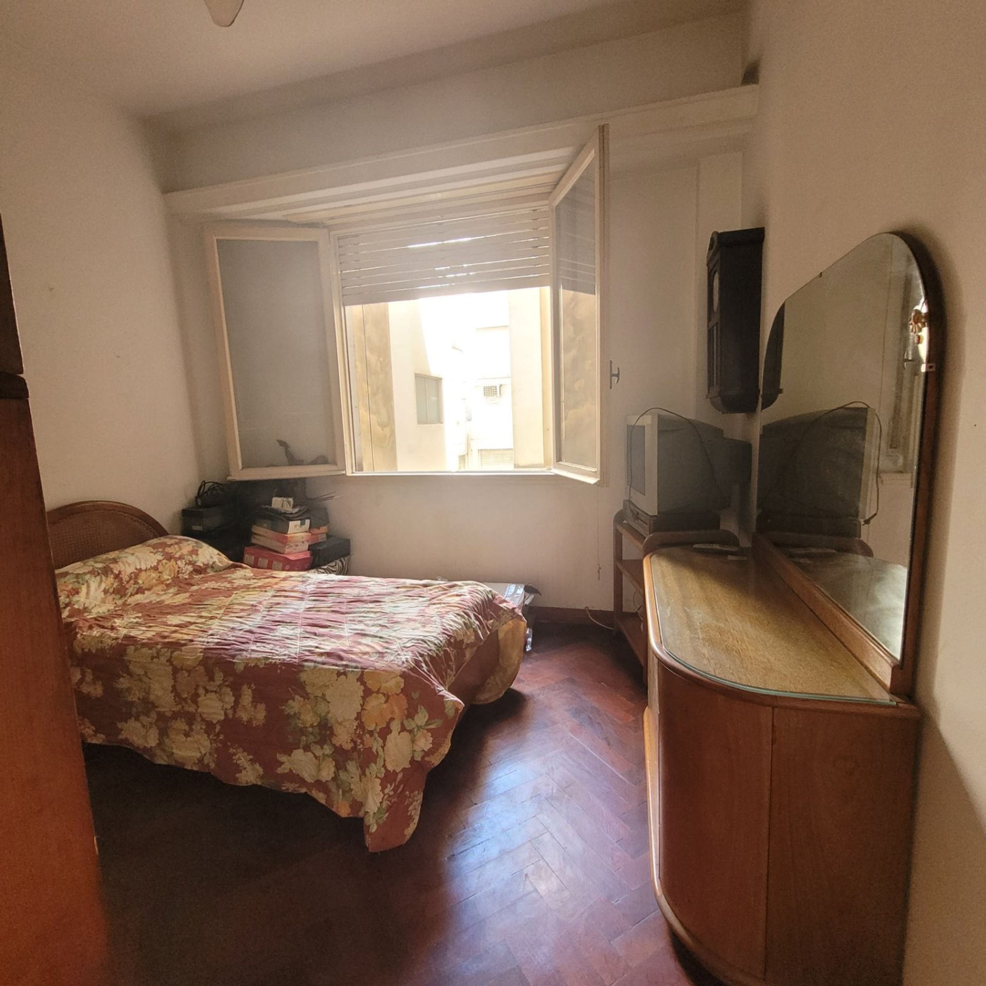 Venta depto semipiso de 3 amb.c/ dep. caballito. - 4