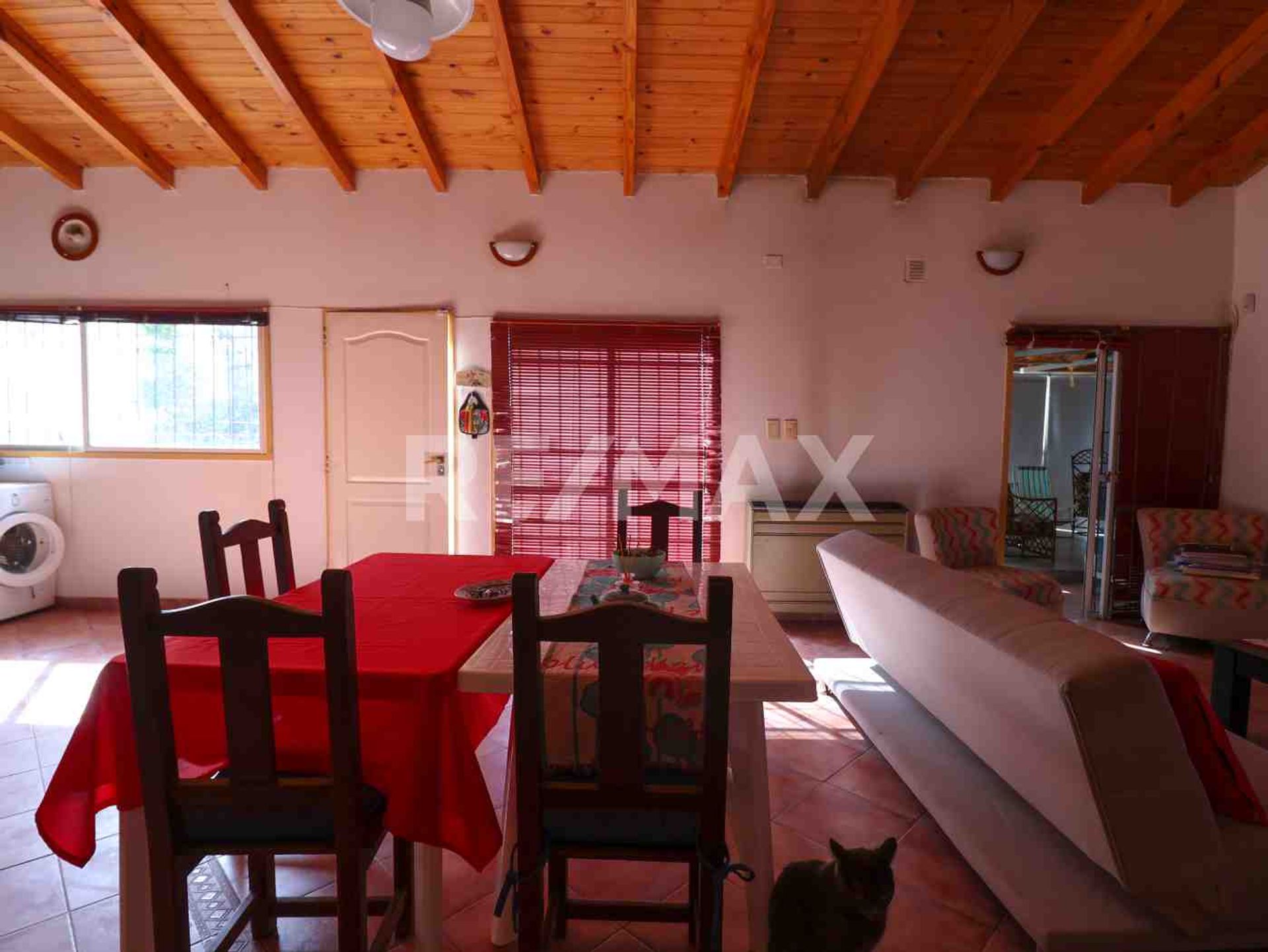 SE VENDE CASA CALLE SAN JUAN 872 NEUQUEN CAPITAL - 9