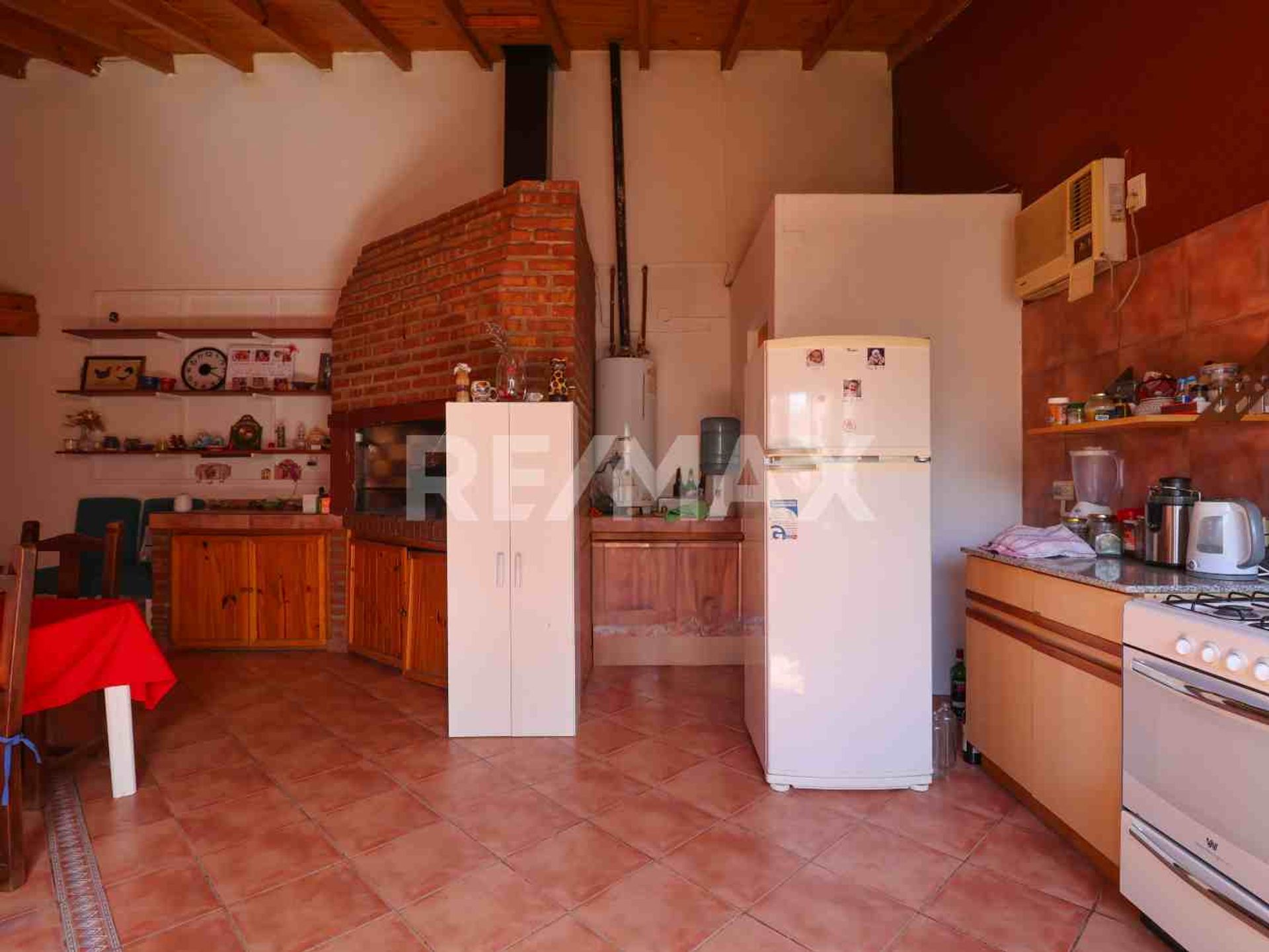 SE VENDE CASA CALLE SAN JUAN 872 NEUQUEN CAPITAL - 13