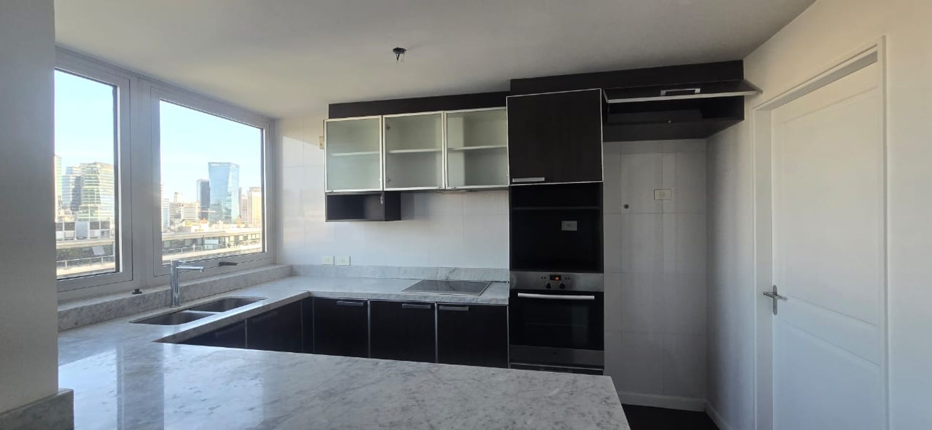 Venta Dpto 3 Amb c/3 cochera y baulera- Pto Madero — foto 6