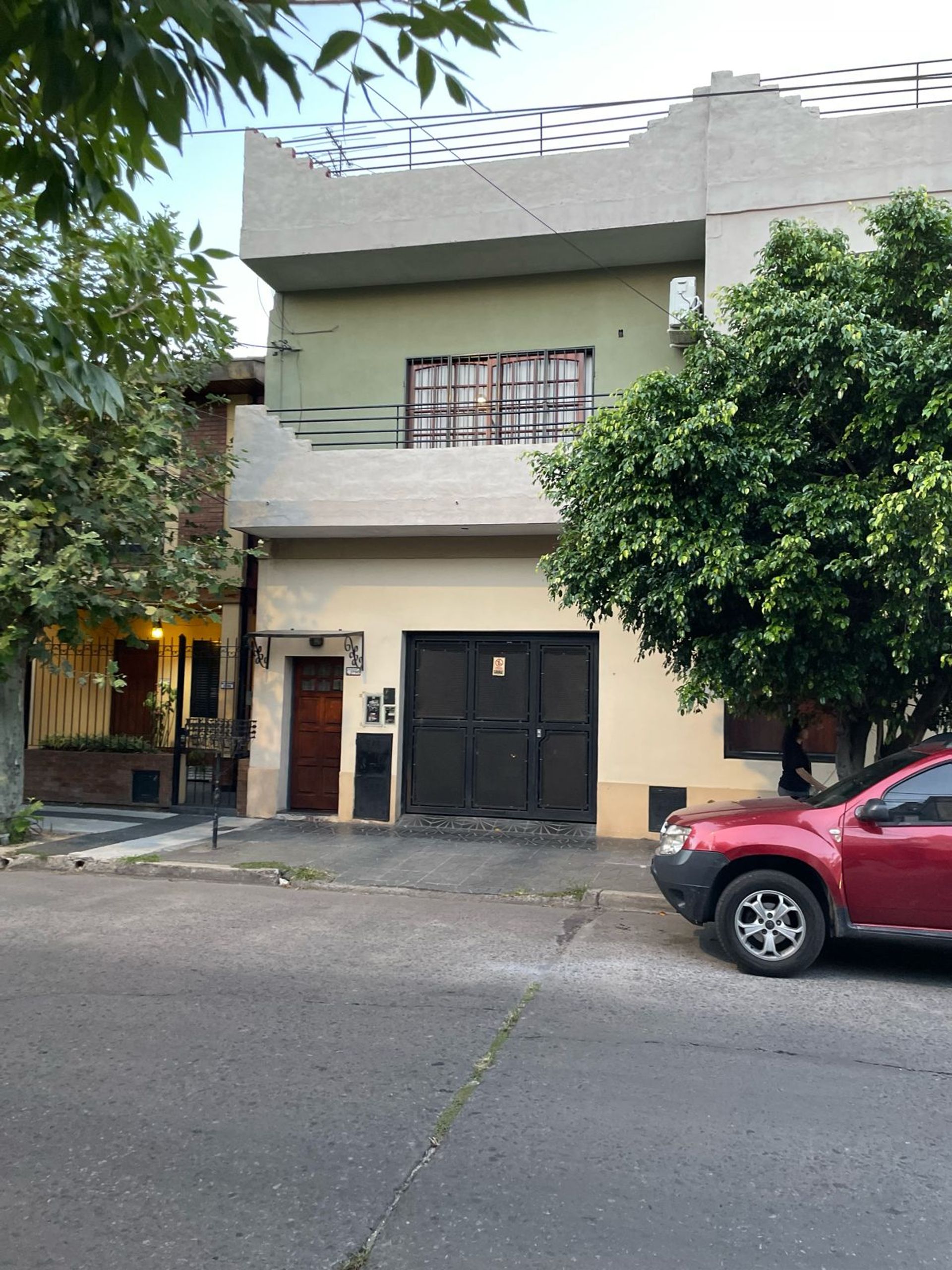 P H en Venta en Tres de Febrero, G.B.A. Zona Oeste