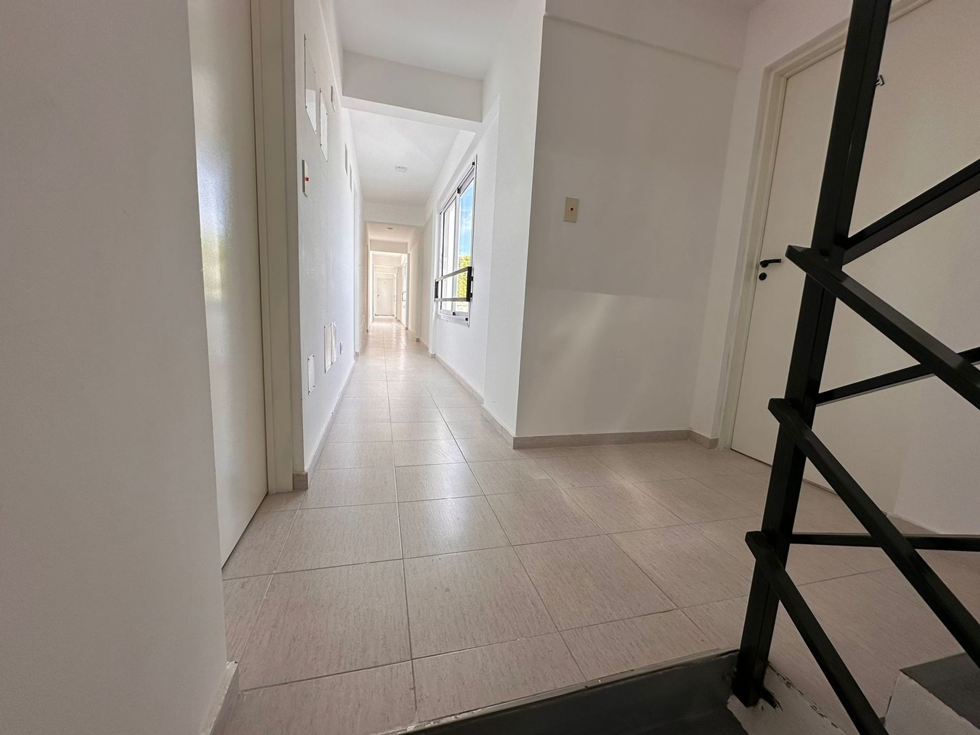VENTA MONOAMBIENTE NUEVO CON BALCON EN BANFIELD - 12