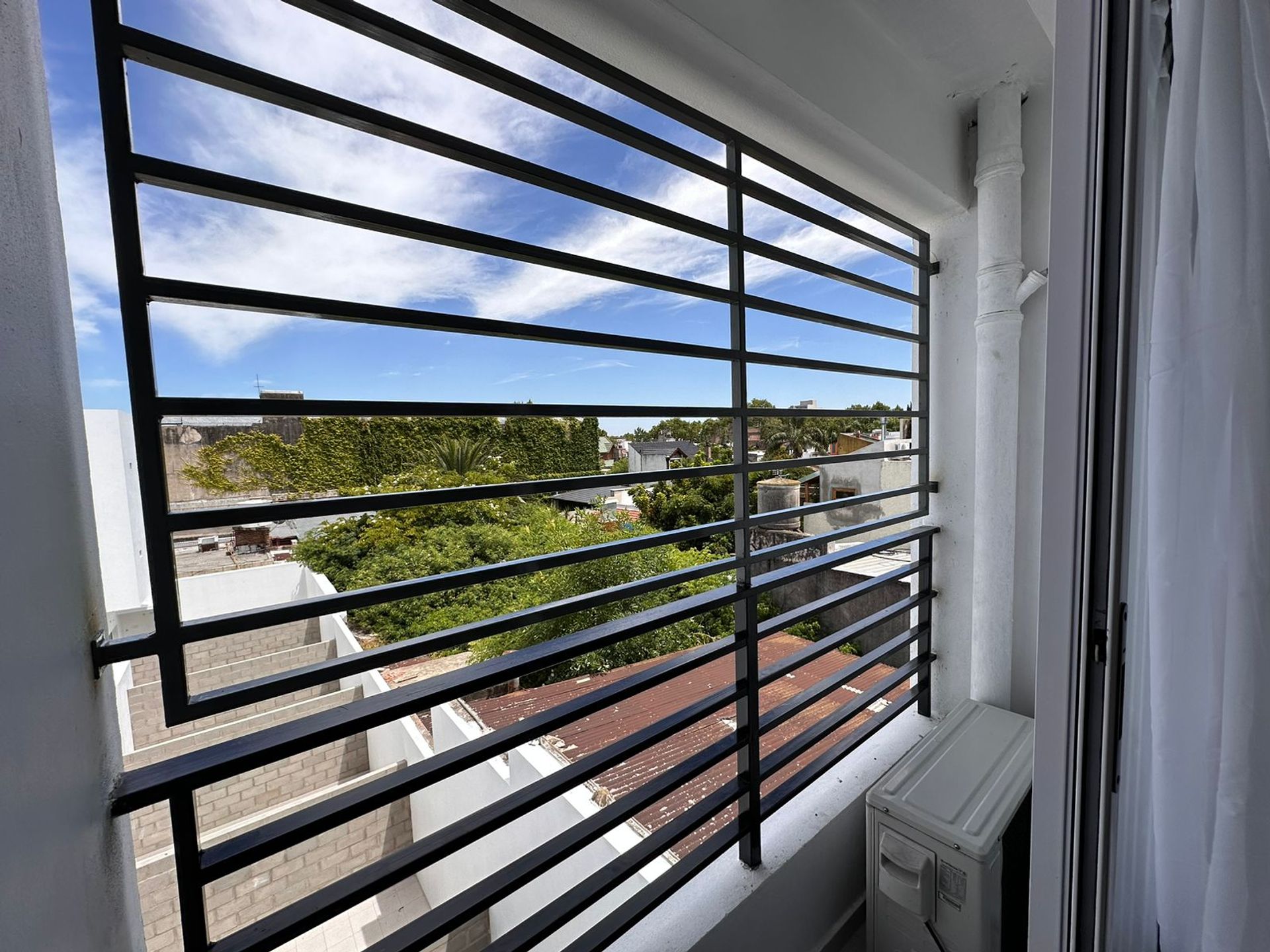VENTA MONOAMBIENTE NUEVO CON BALCON EN BANFIELD - 8