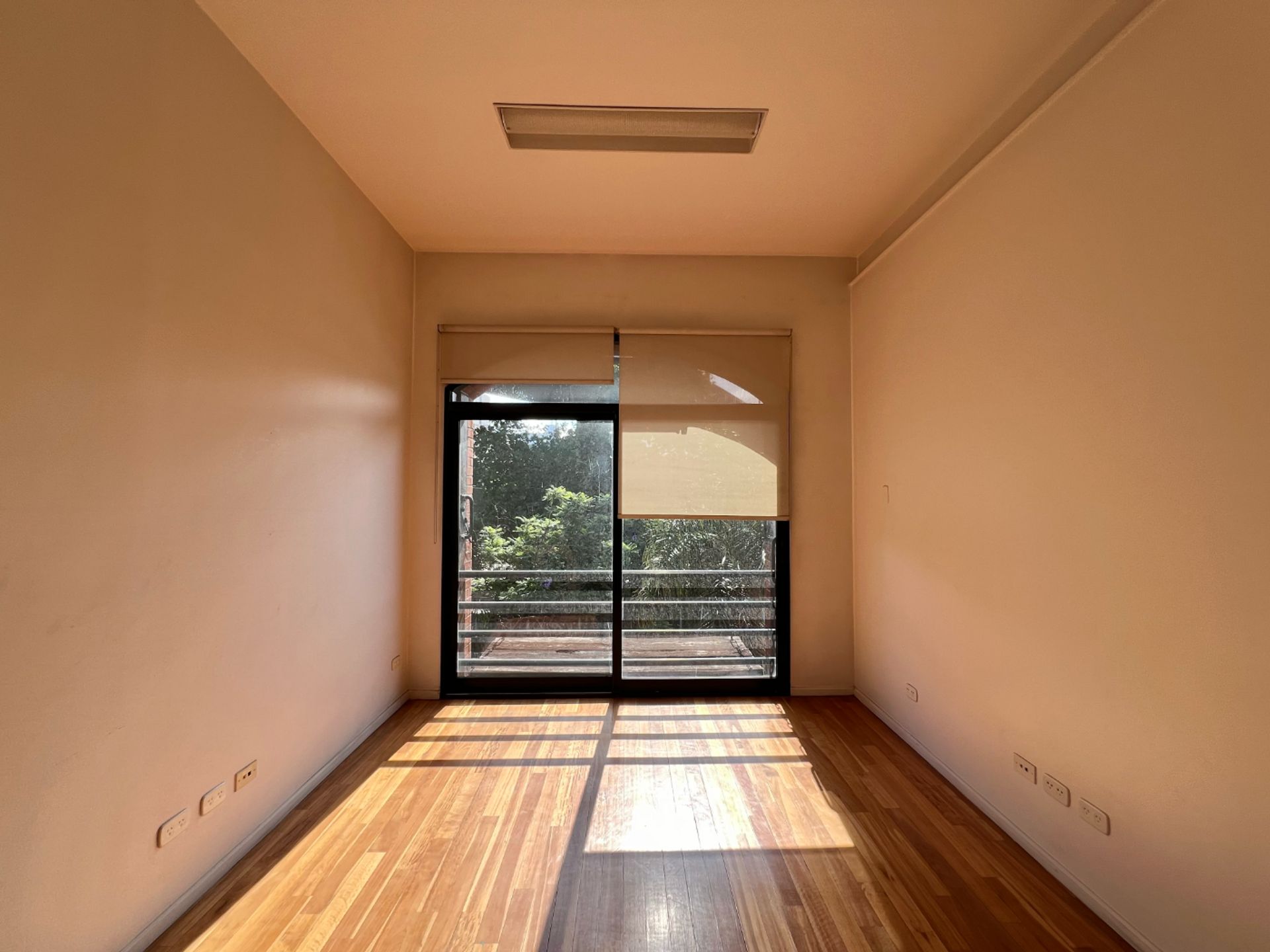 Vta Pto Madero 5 Amb Cochera Apto Prof Vivienda - 2
