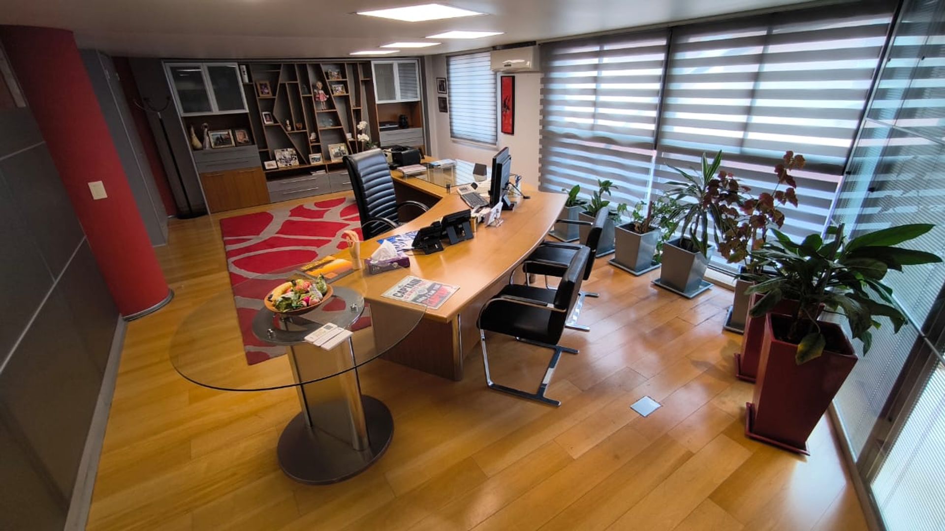 VENTA OFICINA 295 m2 EN PLANTA 8 COCHERAS - 18