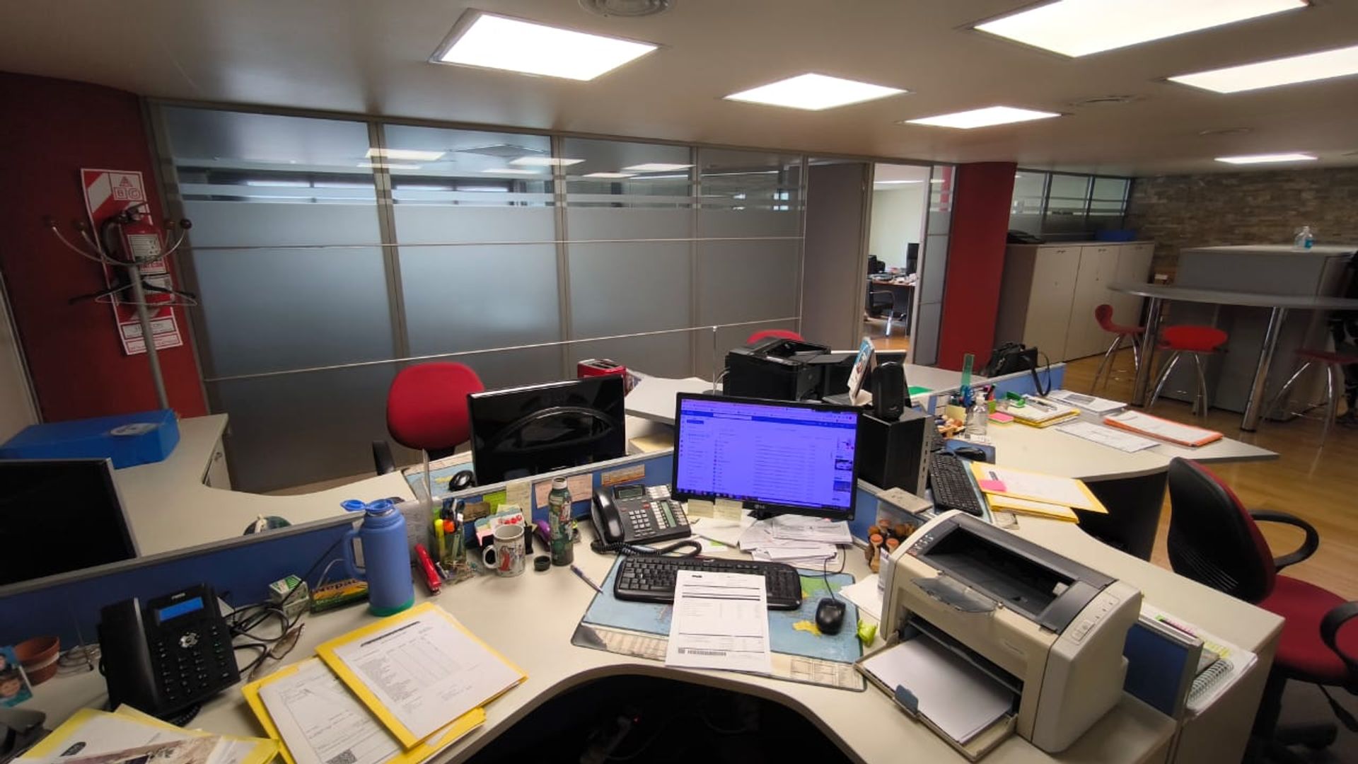 VENTA OFICINA 295 m2 EN PLANTA 8 COCHERAS - 16