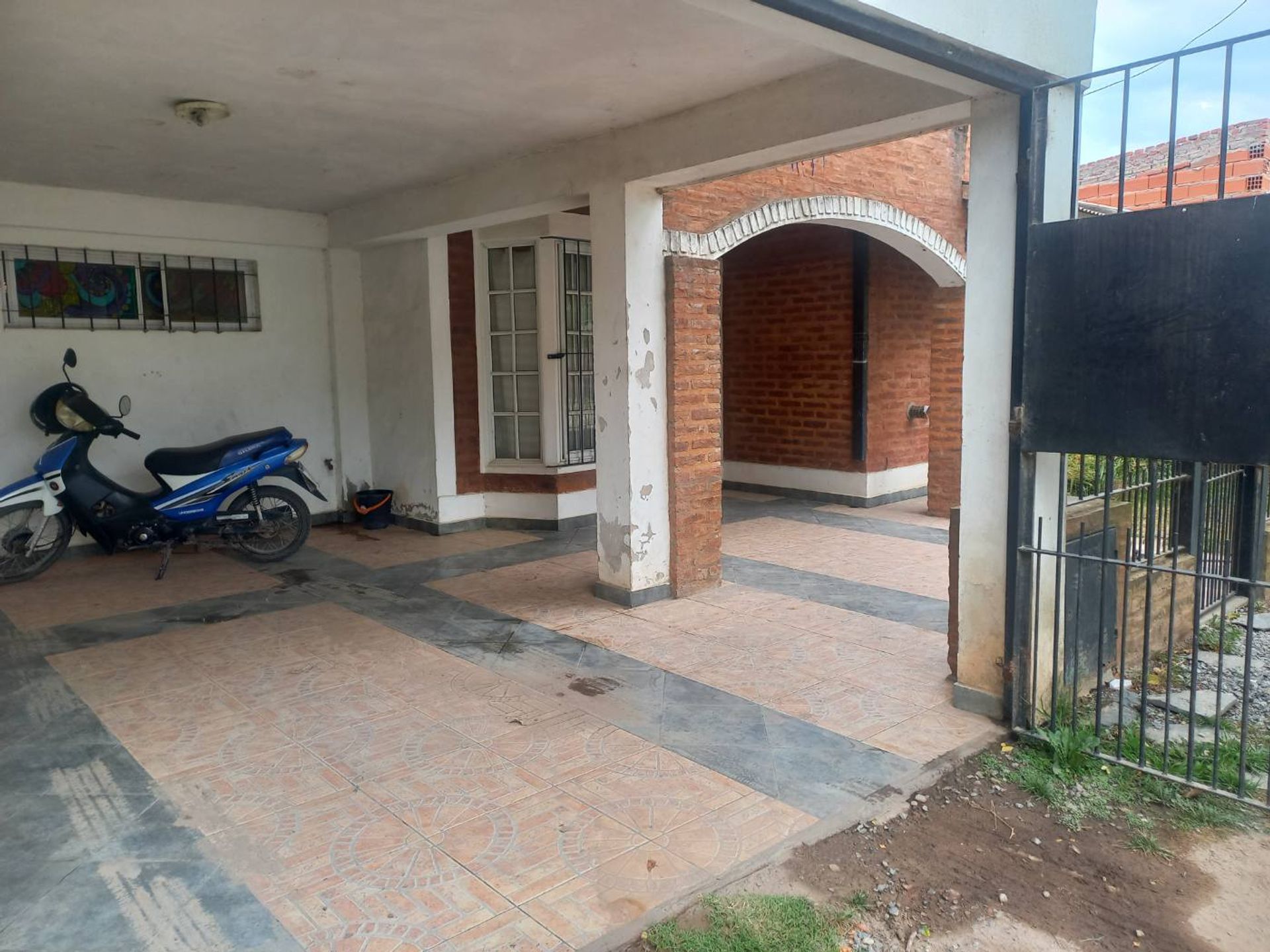 Casa 6 ambientes con jard&iacute;n Gral. Belgrano — foto 7